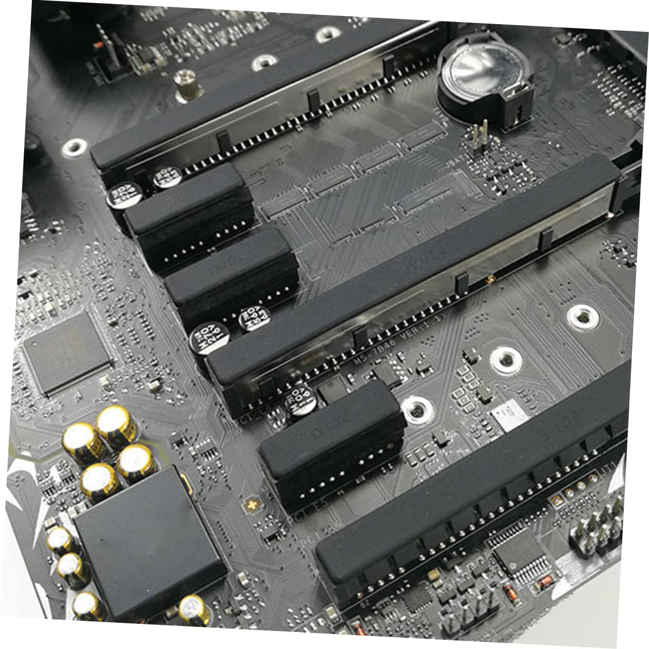 DOITOOL 200pcs Computer Motherboard Port Stopper Protectors USB for Desktop Dirt Grime Essential for Builds Convenient