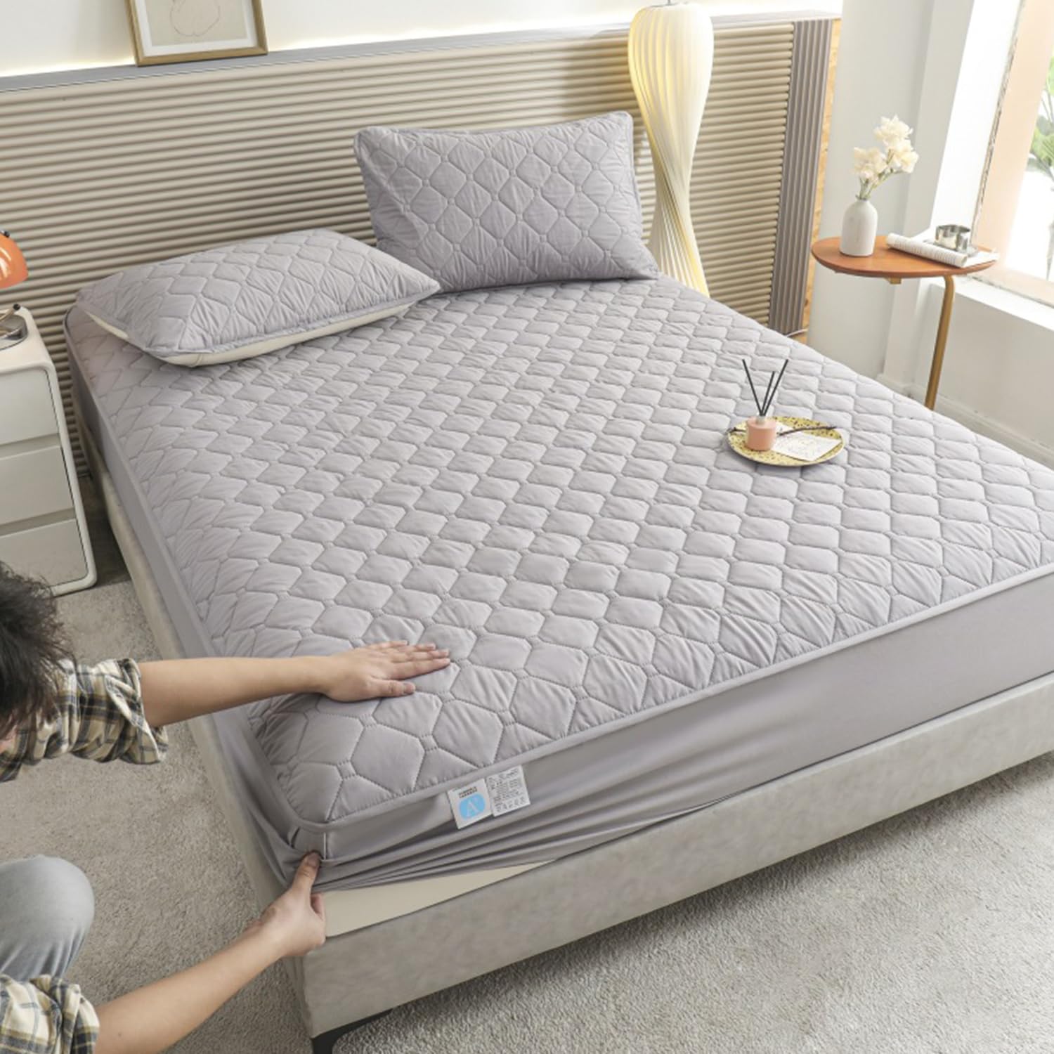 LDLCYCN ,grey1,150 * 200cm/QUEEN, Waterproof Mattress Protector Queen Size Mattress Cover with Elastic Band