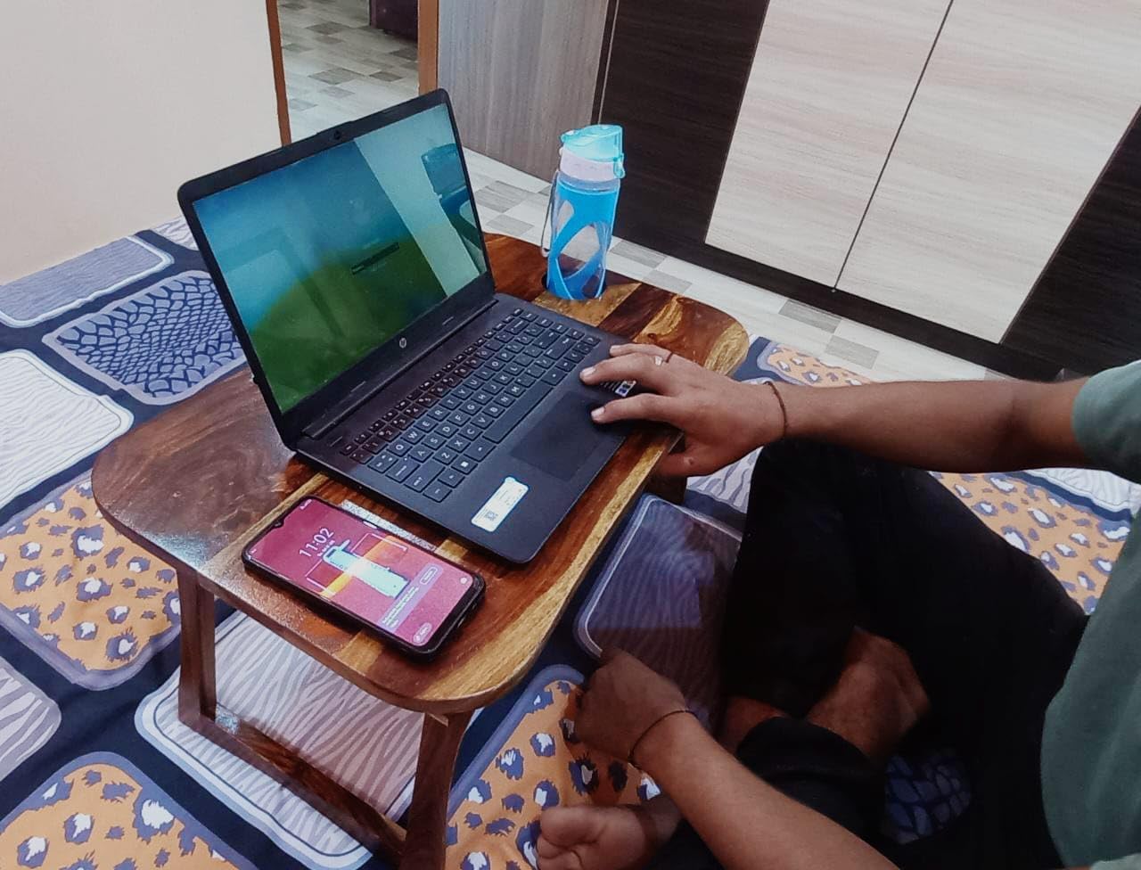 Ogesta Sturdy Portable Laptop Table, Bed Table, Lapdesk, Study Table, Heavy Duty Laptop Desk for Sofa/Couch/Floor (75 X 33.5 X 25.3 Cm; Wool Brown) (B0CL2Y9GJK) Amazon Price History, Amazon Price Tracker