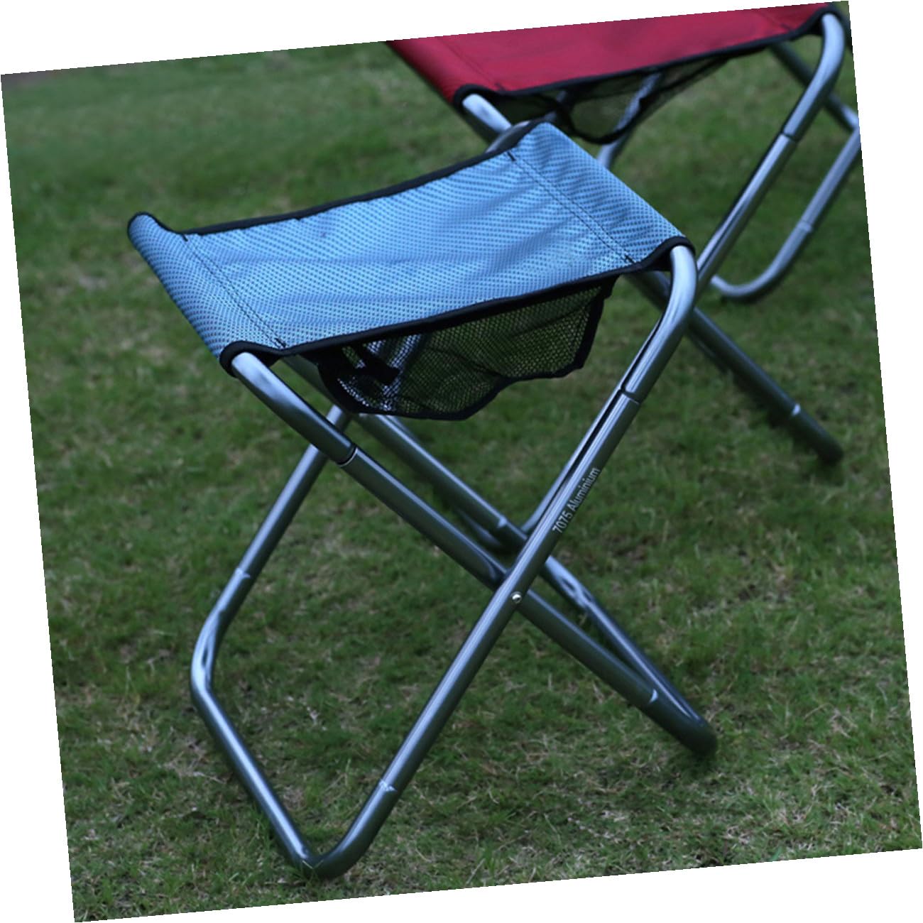 Sgabello Pieghevole Blu da Campeggio in Lega di Alluminio Resistente e Leggero, Seduta Portatile per e Patio, per Grandi