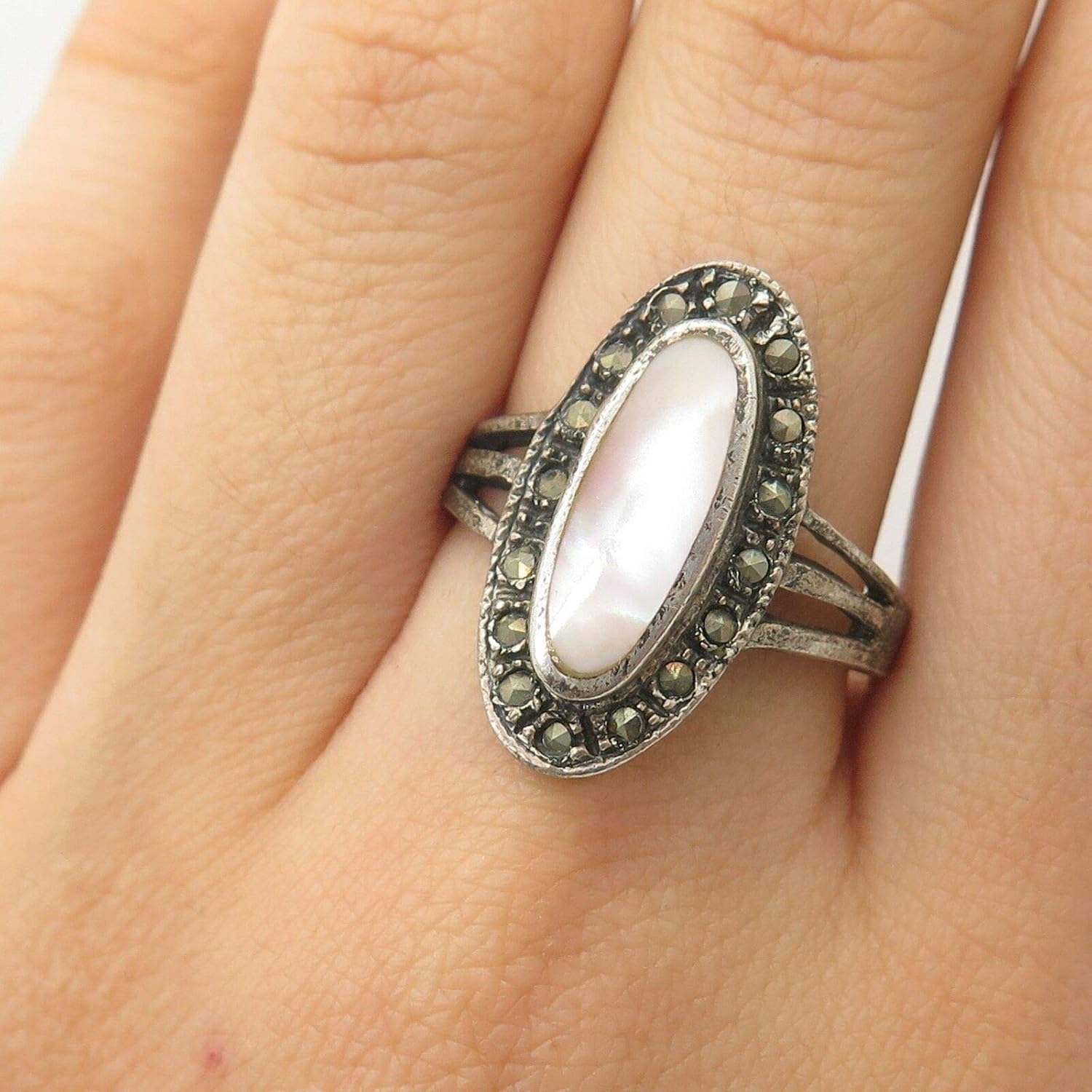 Amazon.co.jp Wholesale Charms スターリングシルバー 本物のマザーオブパール 白鉄鉱宝石リング サイズ9