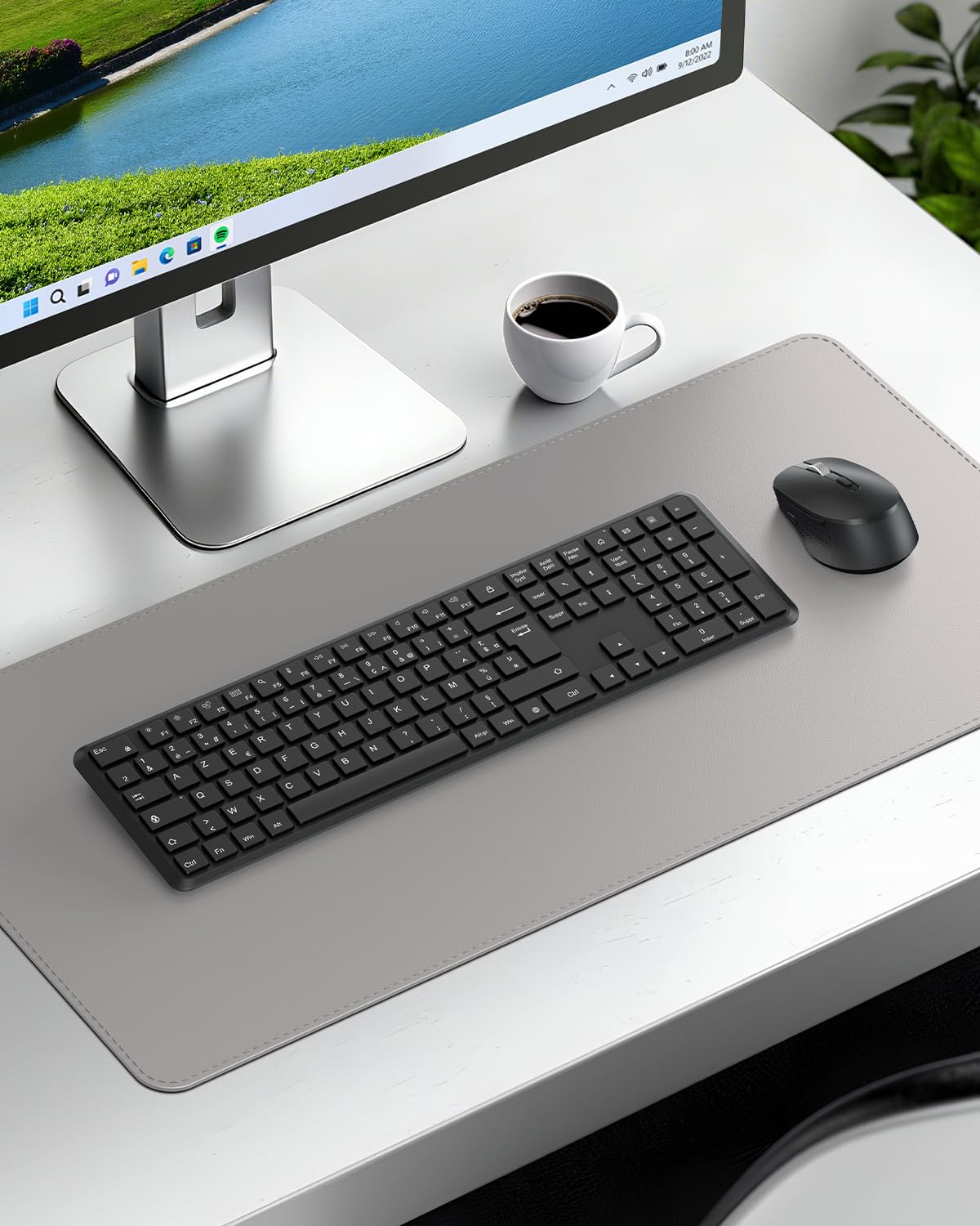 OMOTON Ensemble Clavier et Souris sans Fil AZERTY 2.4GHz pour Windows