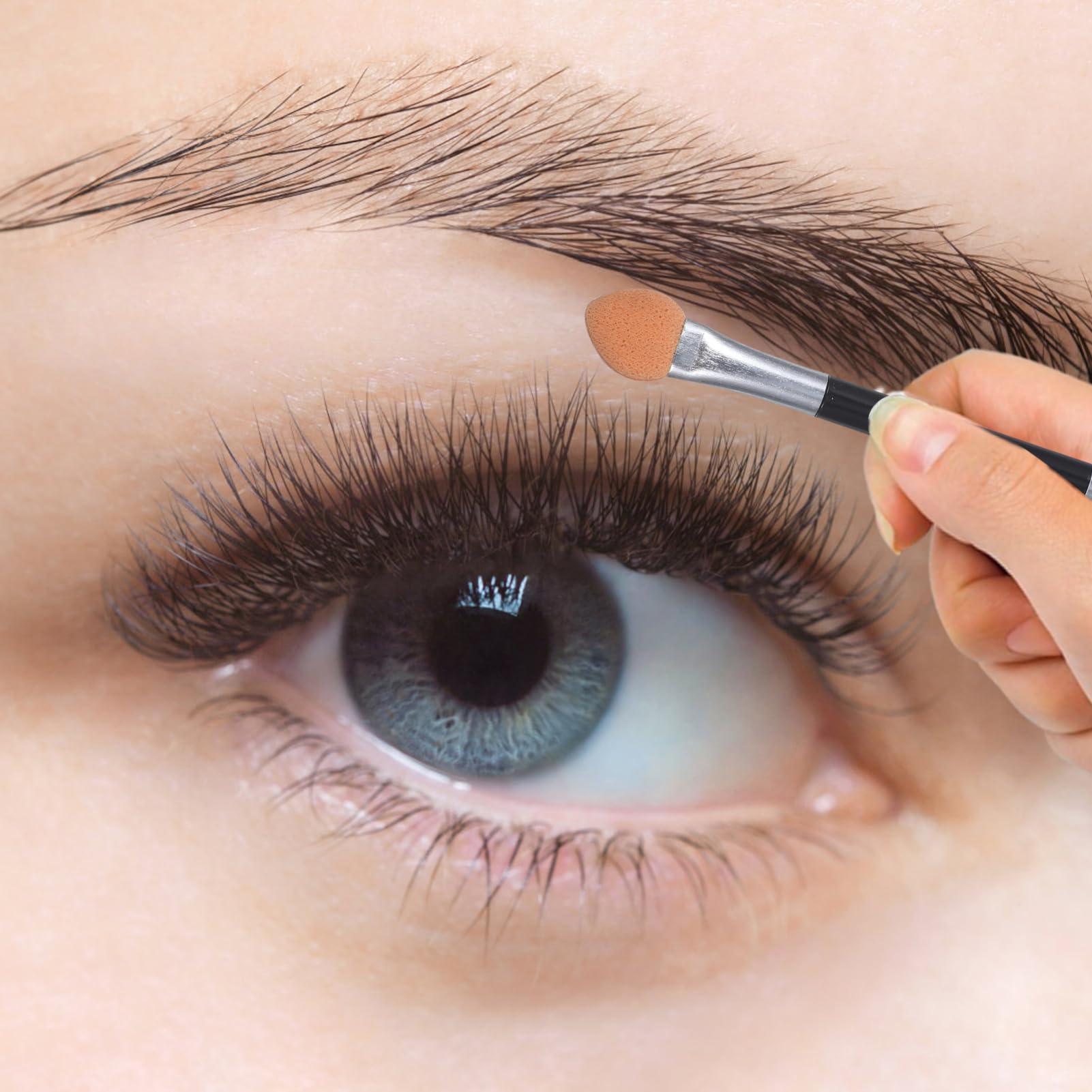 Ipetboom Disposible Makeup Sponge Sticks 24pcs Eyeshadow Brush Eyebrow Applicator Face Glitter Lip Brush for Artists Beauty Salons Random