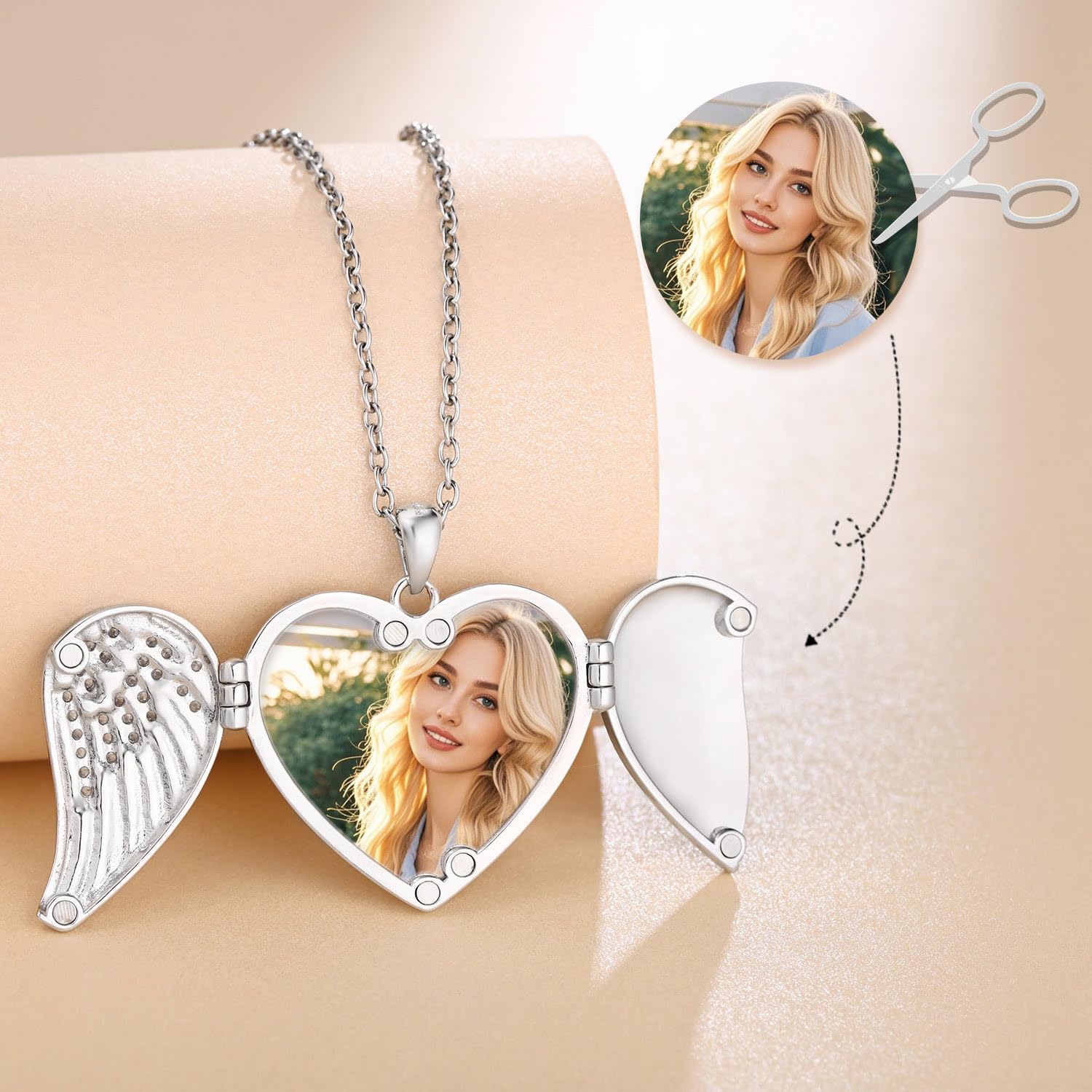Collana Foto Ciondolo Cuore Argento 925 Medaglione Portafoto Personalizzabile con Ali di Zirconio e Testo Inciso
