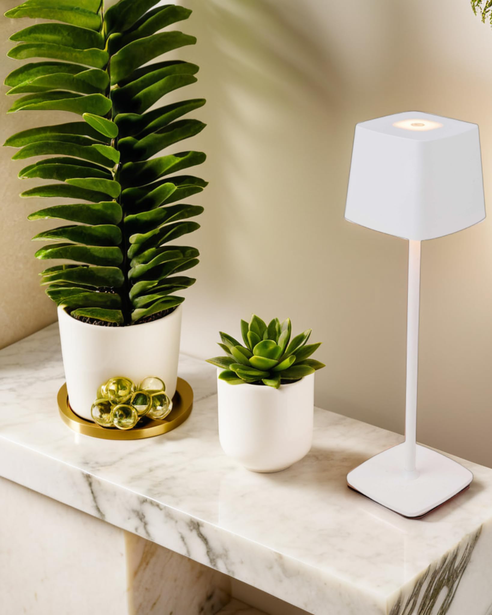 DiKasa Lampada da Tavolo LED Touch Roma Bianca Senza Fili Ricaricabile USB con 3 Temperature di Luce e Intensità Regolabile, Lampada Moderna in Metallo e Alluminio 10x37,5 cm