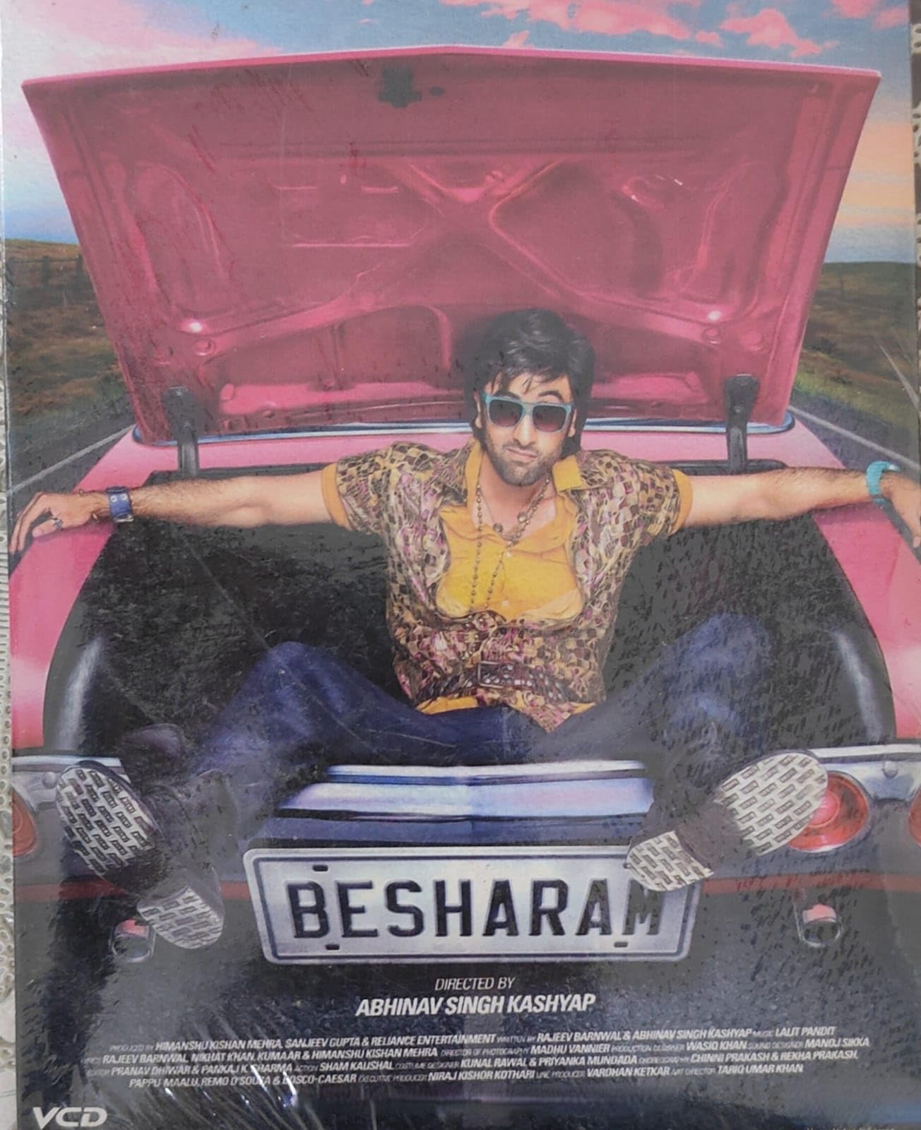 DKD Besharam Movie vcd-image-46
