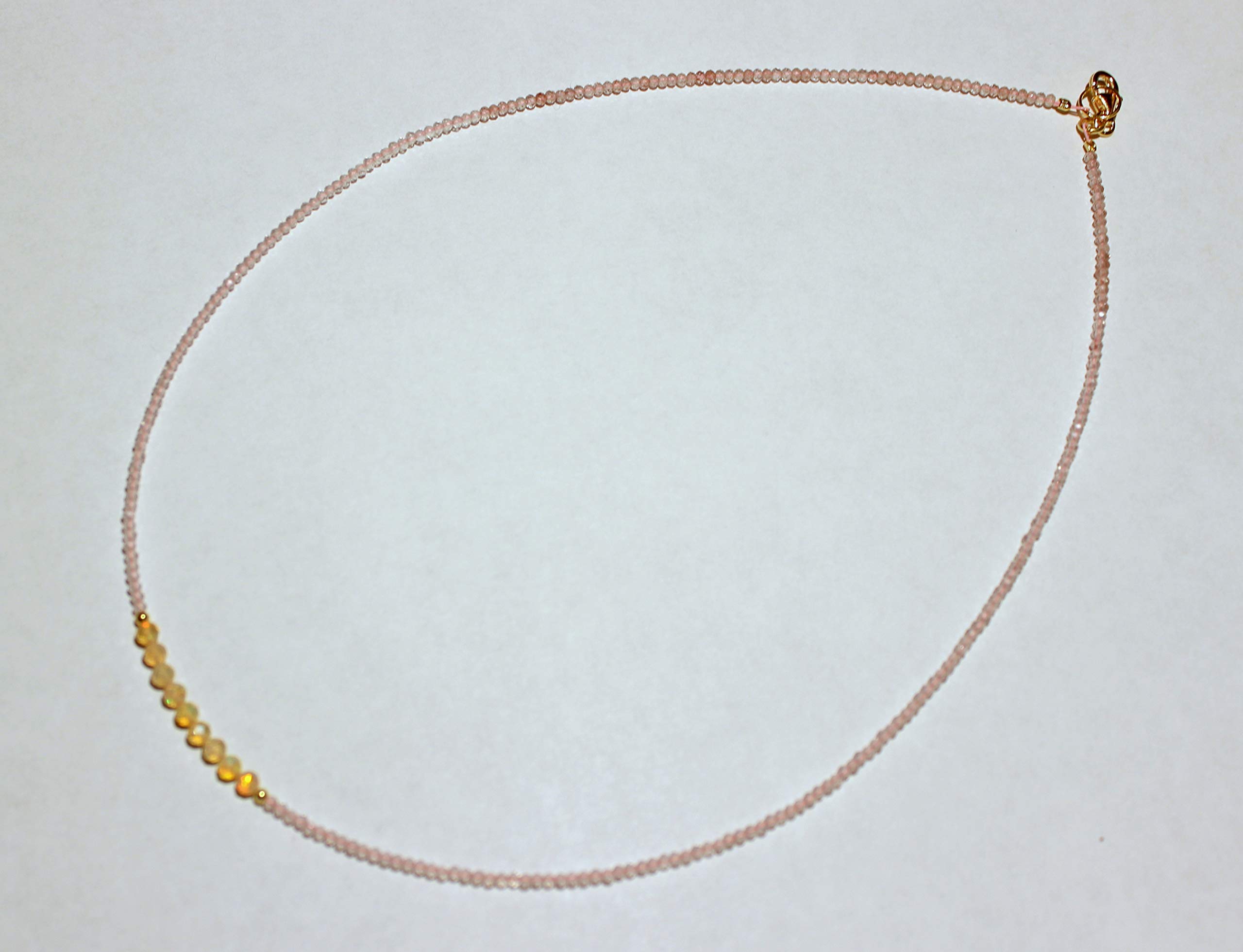 Rosenquarz Kette mit Welo Opal Edelstein Collier mit 925 Silber vergoldet