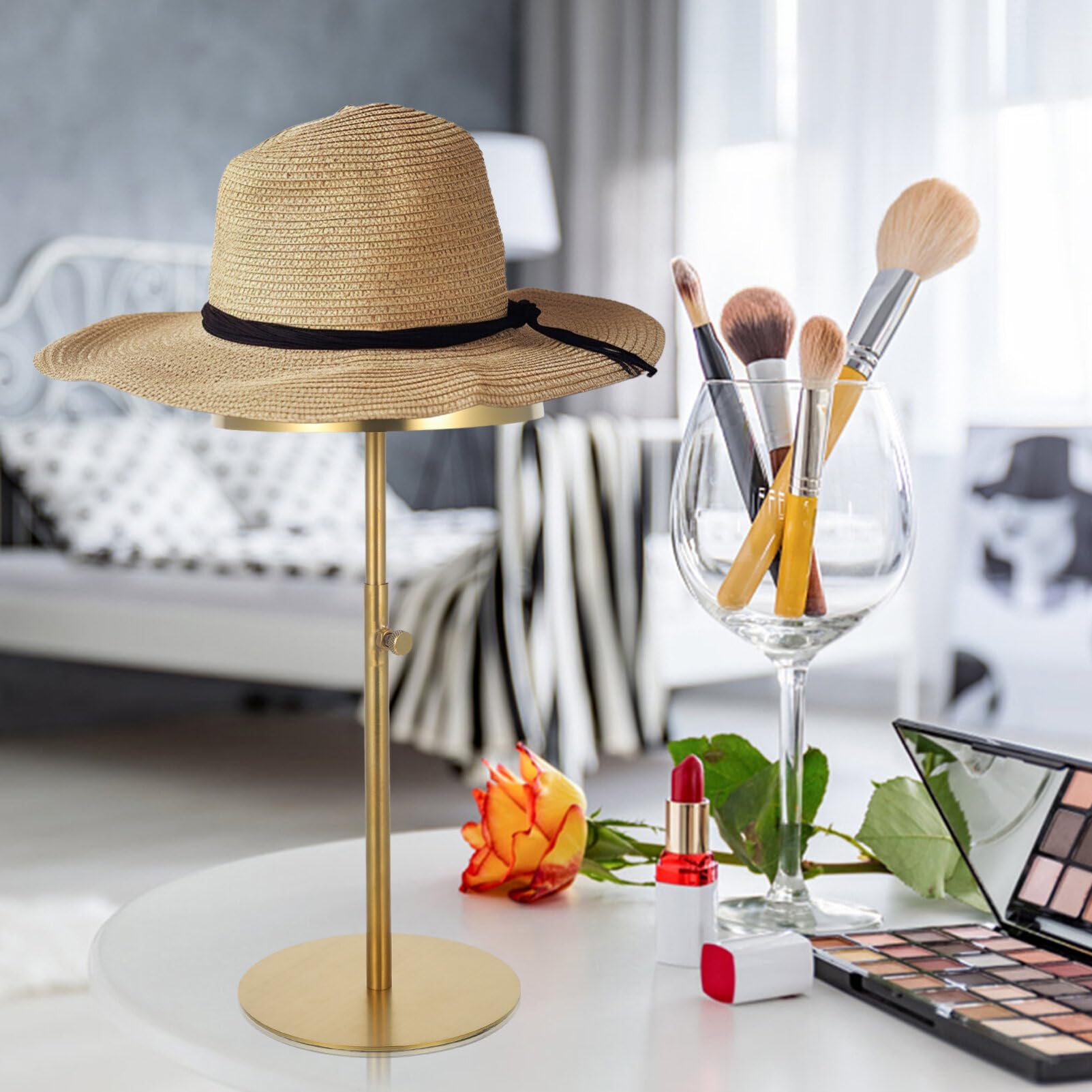 Cabilock Perchero para Sombreros de Sobremesa en Acero Inoxidable Dorado Altura Ajustable y Base Estable, Expositor Elegante para Sombreros en Hogar o Escritorio