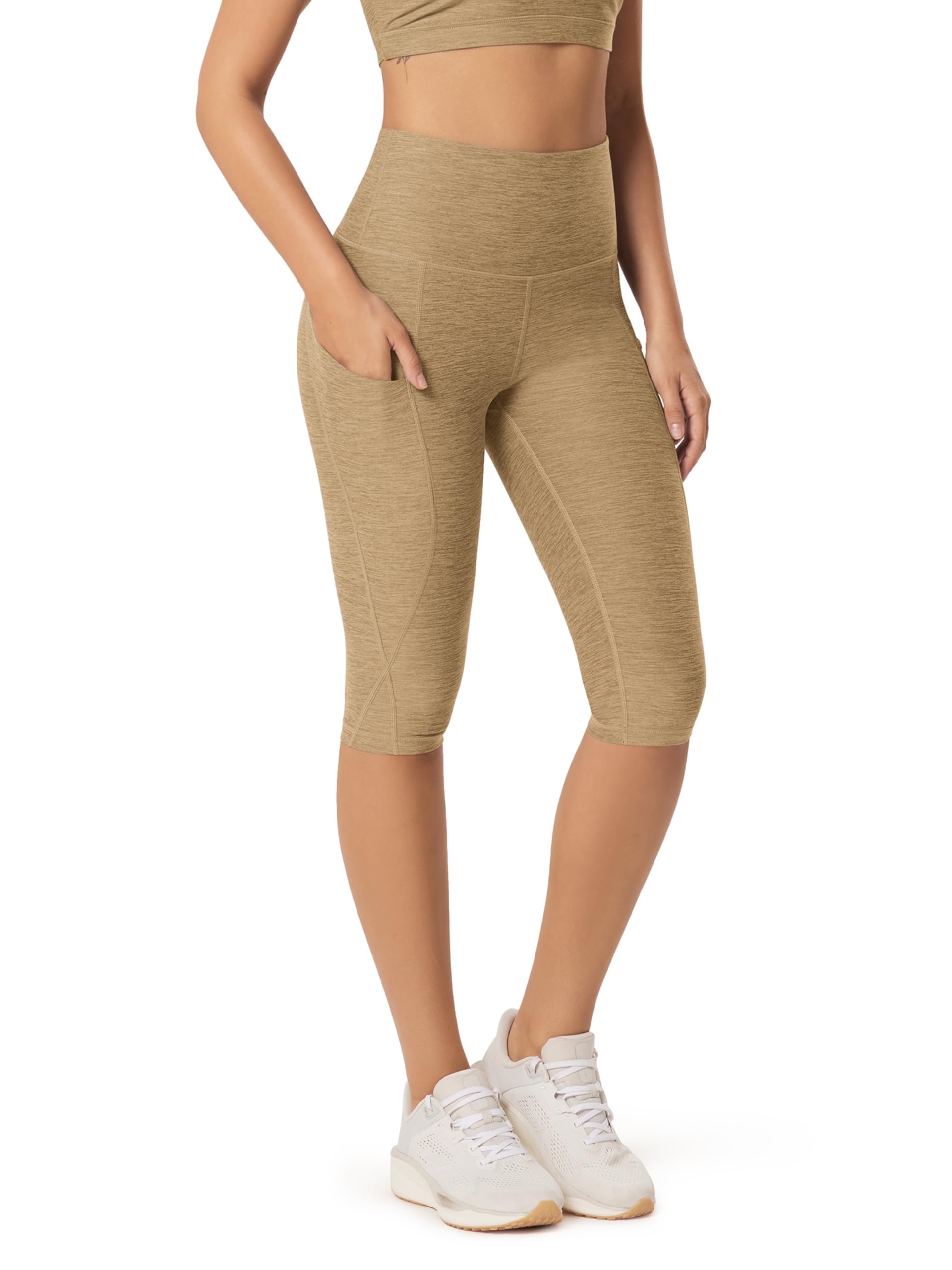 ODODOS Women's High Waisted Yoga Capris with Pockets, Tummy Control Non See Through Workout Athletic Running Capri Leggings