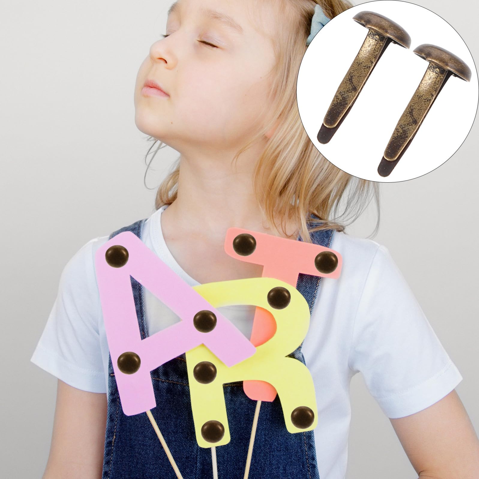 Fermacampioni in Ferro Oro Testa Rotonda 200 Pezzi per Scrapbooking e Ufficio