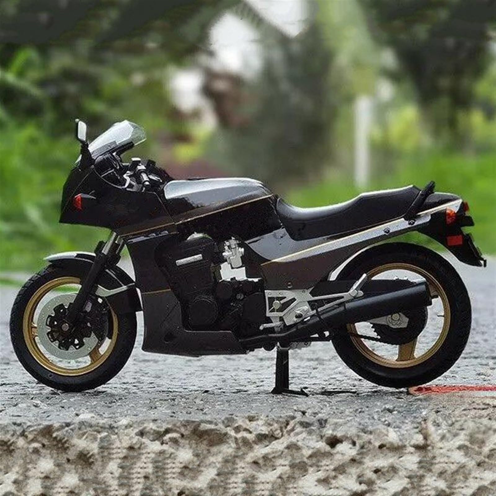 SEYXF Motorbike Toy 1:12 for Kawasaki for Ninja GPZ900R Motorcycle Model Simulation Alloy Toy(Black- Silver)