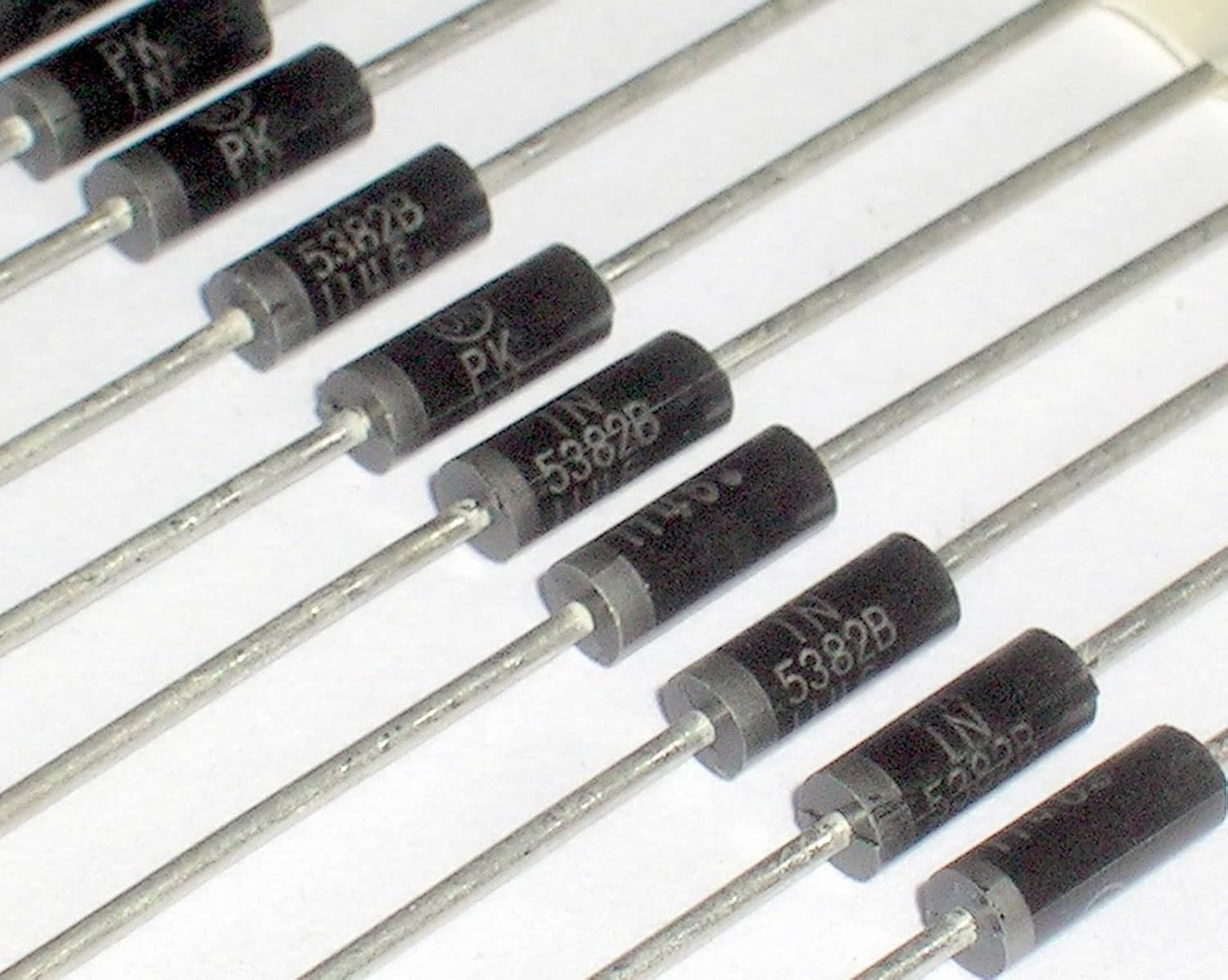 10pcs DIP Diode Zener 1N5382B 140V 5W