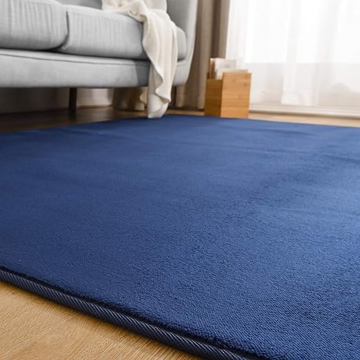 Amazon Amazon Co Jp 限定 クモリ Kumori ラグ カーペット 洗える ラグマット 滑り止め マット 絨毯 オールシーズンタイプ フランネルラグ 床暖房 ホットカーペット対応 1 5畳 135 185cm ネイビー ラグ カーペット オンライン通販