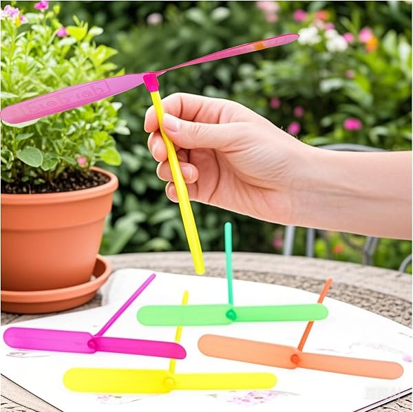 Flying Toys Kids - 30 Pieces Hand Helicopter Spinner Set, Interactive Propeller Flying Toy | for Boys Girls Outdoor Garden Beach Backyard School Lawn Party Favors Goodie Bag Fillers - 5