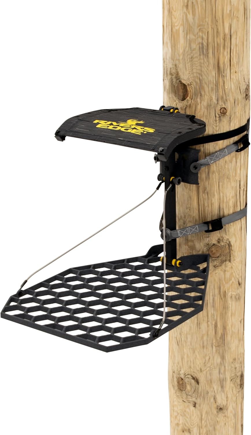 Rivers Edge® DuraLite™ Lever-Action Hang-On Treestand, Lightweight Cast Aluminum, Easy to Hang, Seat and Platform Leveling, Flip-Up TearTuff™ Seat, 21” x 28” Platform, RE580