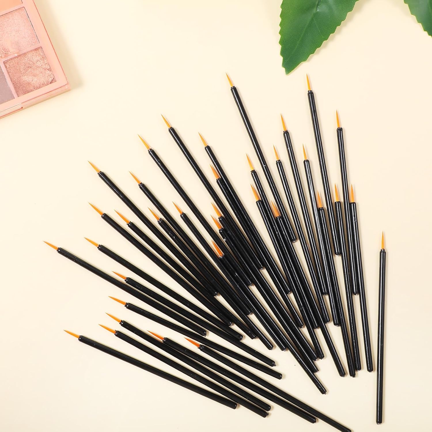 100 PCS Disposable Eyeliner Brush Set, Brushes for Applying Eyelash Serum, Eye Makeup, Lip Liners, And Detail Painting, Disposable Mascara Wands Lip Brushes Makeup Tools (Black, Yellow)