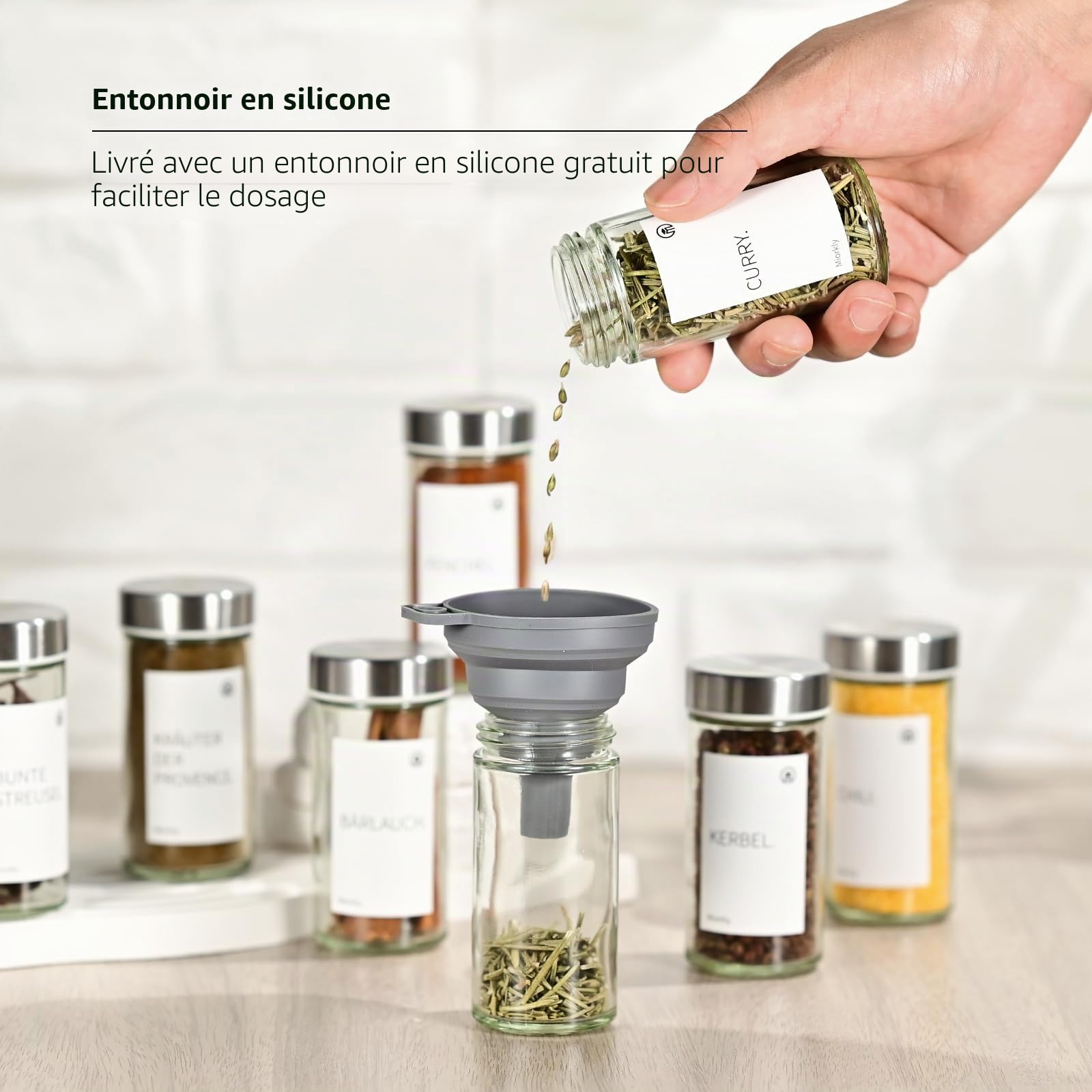 Miorkly Pot a Epices en Verre, Forme Ronde Bocaux Epices, 24PCS×100ml Epices Pots Rangement-Pots à éPices, Ensemble de Pot Epices Contenir Etiquette Epices、Entonnoir、Stylo Effaçable