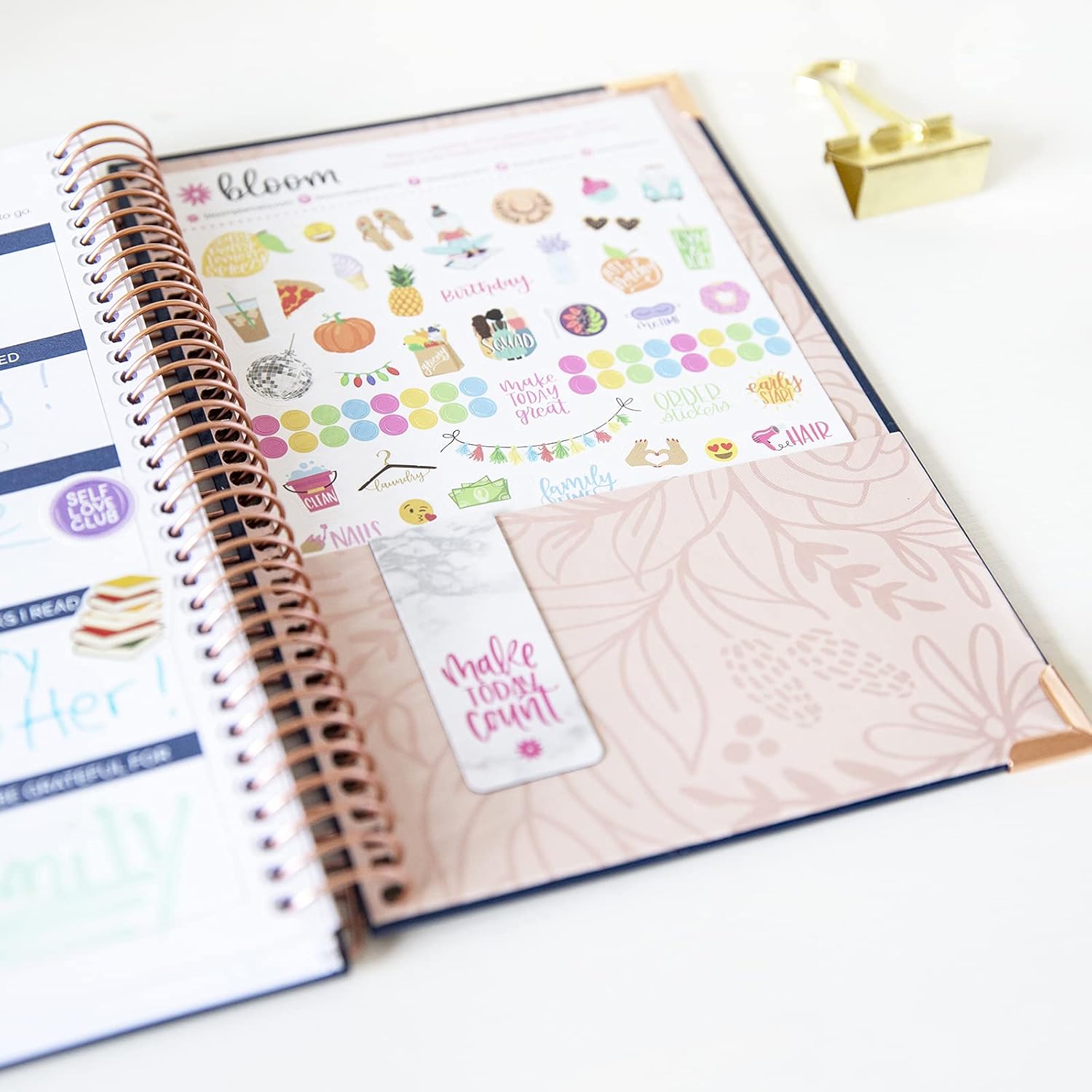 HARDCOVER bloom daily planners 2022 Calendar Year Day Planner (January 2022 - December 2022) - Passion/Goal Organizer - Monthly & Weekly Inspirational Agenda Book - 5.5" x 8.25" - Navy Embroidery : Office Products