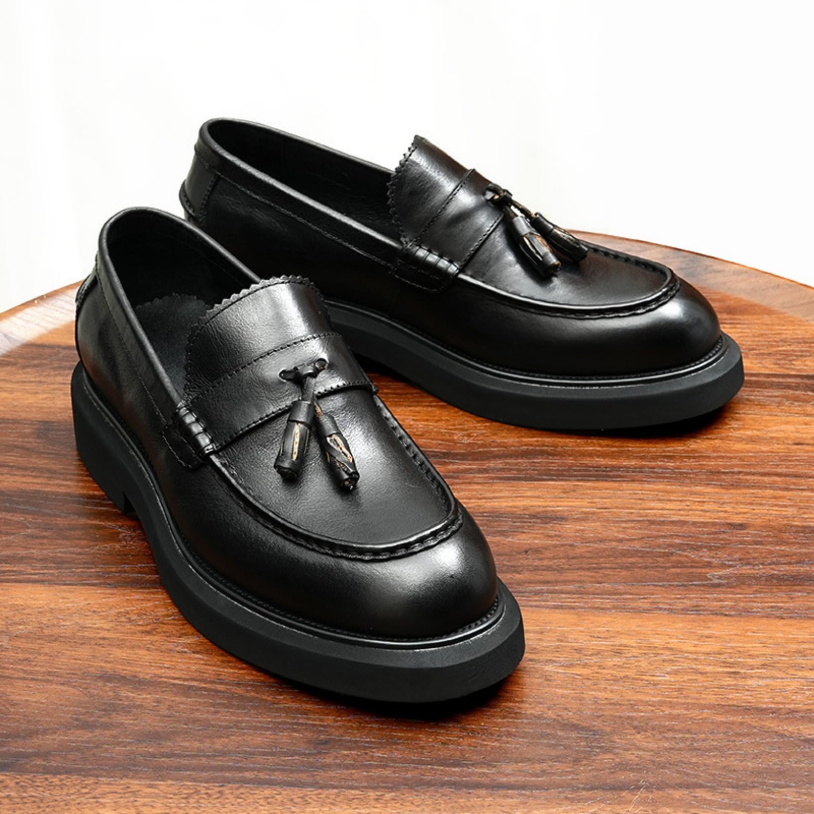 Genérico Mocasines Hombre Sin Cordones Cómodos Zapatos De Vestir De Negocios Punta Redonda con Plataforma Y Tacón Bloque Mocasines con Borlas para Conducir