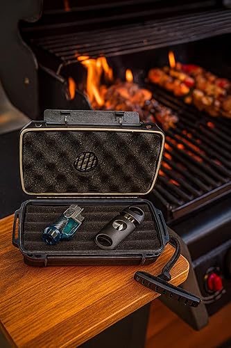 Miniatura 3 de F.e.s.s FESS Trident - Juego de regalo para humidor de cigarros de viaje, impermeable, con 3 sopletescorte en V