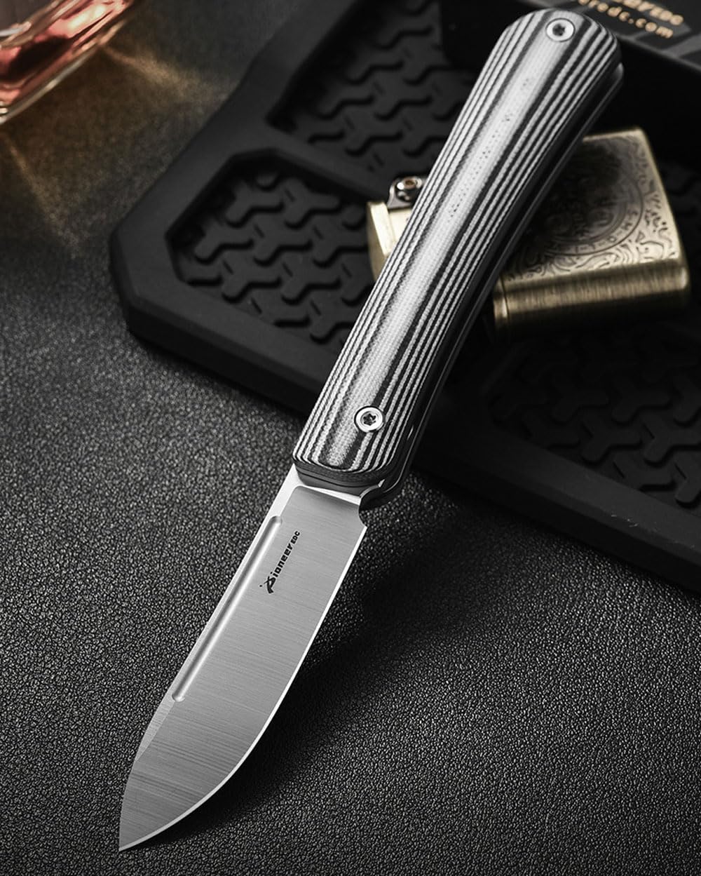 PioneerEDC MT0386 Slipjoint Pocket Knife, 2.68 Inch Drop Point 14C28N Stainless Steel Blade, Double Detent Non-Locking, (Black and White G10)