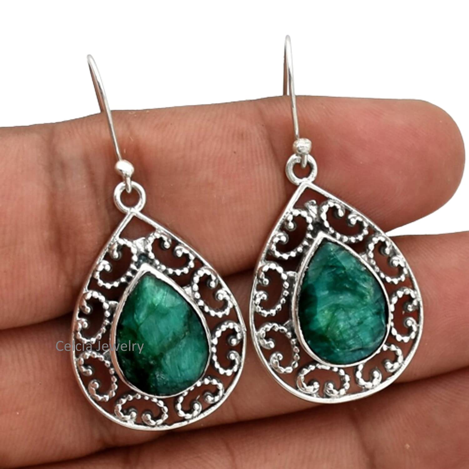 Pendientes colgantes de plata de ley 925 maciza para mujer, piedra preciosa de pera esmeralda natural, pendientes únicos hechos a mano con piedra natal de mayo para ella