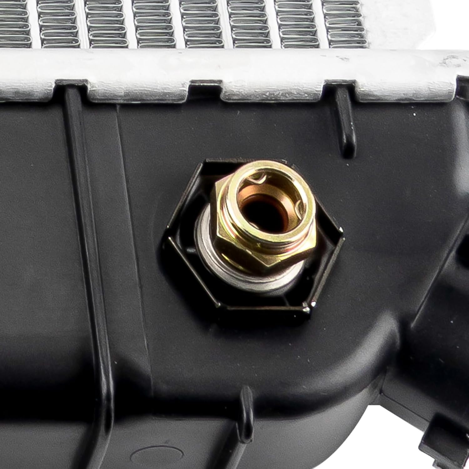 CU1826 Radiator, Compatible with S10 1996-2003, Blazer 1996-2005, Sonoma 1996-2003, Jimmy 1996-2001, Hombre 1997-2000, Aluminum Automotive Replacement Radiator (w/EOC (Engine Oil Cooler)