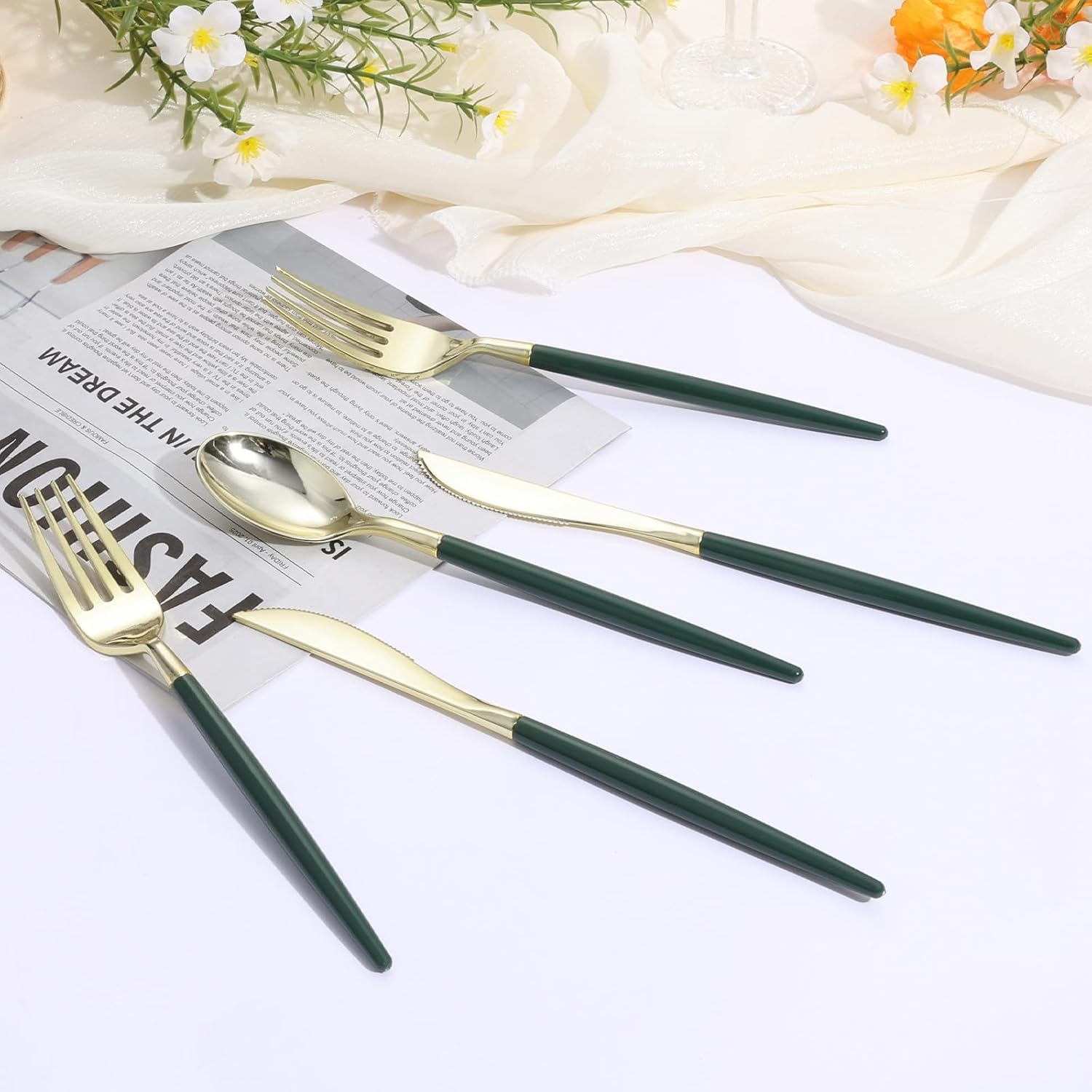 Goodluck 150 PCS Green Gold Plastic Silverware Set for 50 Guests,50 Knives, 50 Forks and 50 Spoons, Food-grade material free of BPA, Gold Plastic Cutlery Ideal for Weddings, Birthdays, Graduation