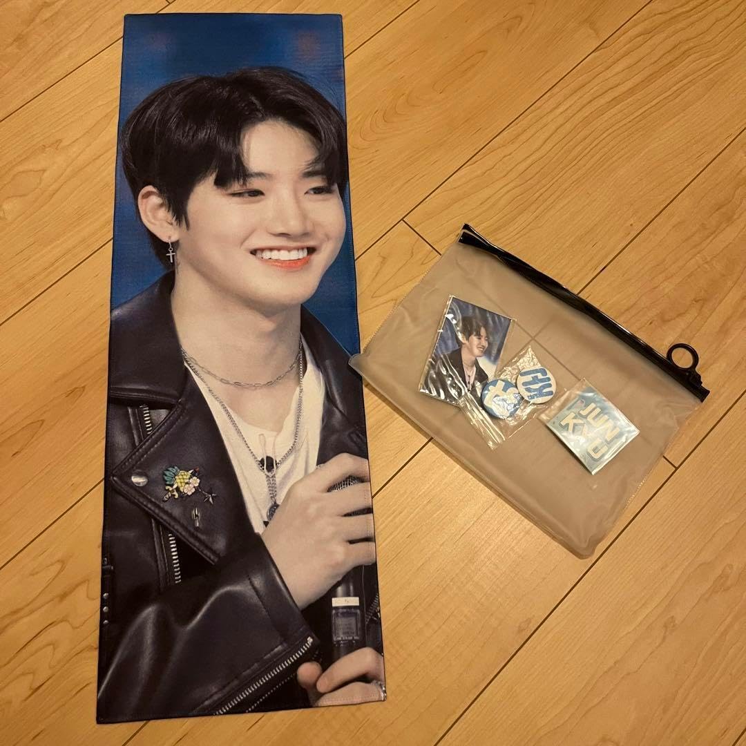 極楽街 タイ版 5巻 アクリルスタンド アクスタ 夜 極楽街 タイ版 5巻 極楽街 タイ版 5巻 アクリルスタンド アクスタ 夜 極楽街 タイ版 5巻