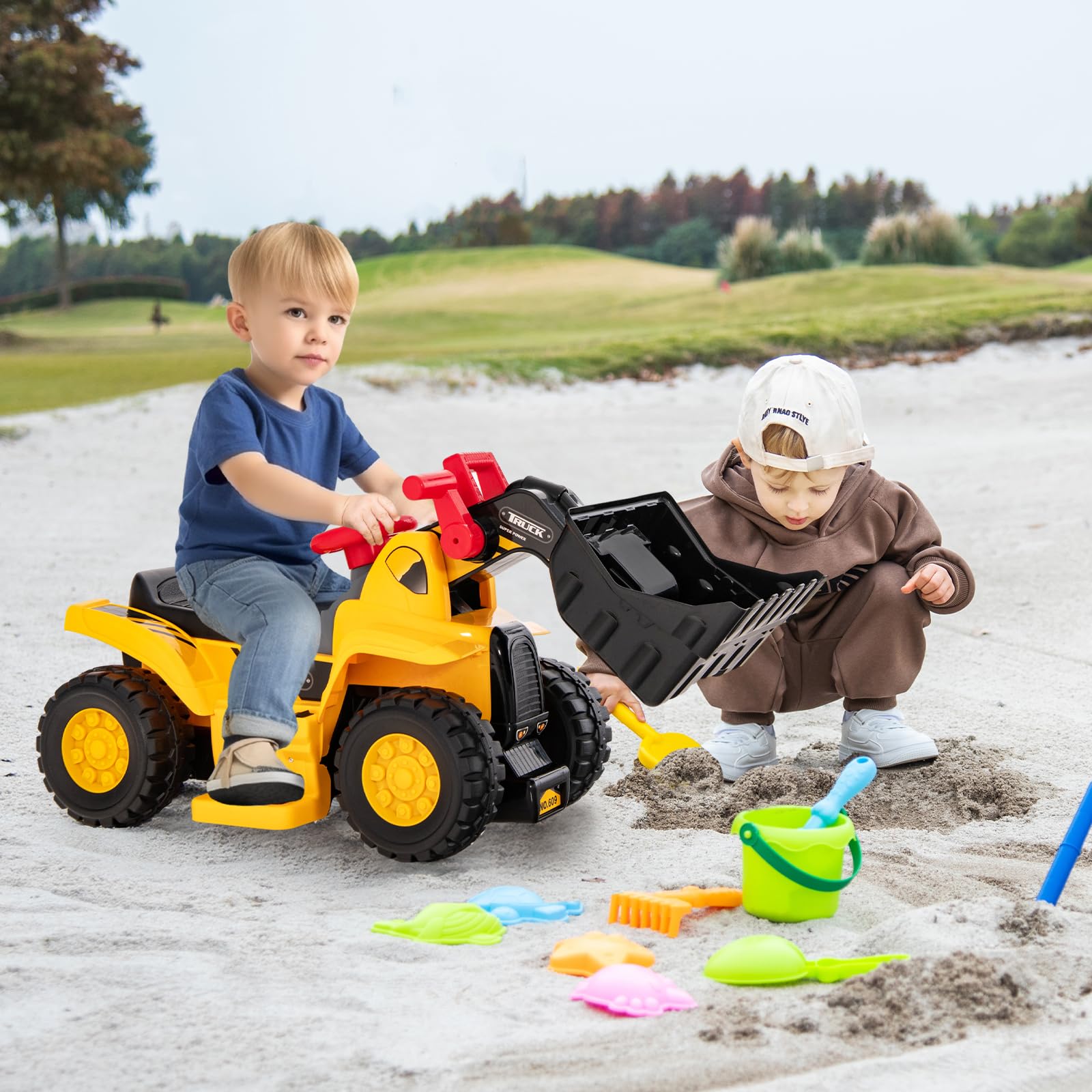 DREAMADE Bagger zum draufsitzen, Elektro Sitzbagger mit Internem Stauraum, Kinderbagger mit Basketballkorb & Sound-Tasten & 3 Bällen, Sandbagger Aufsitzbagger für Kinder ab 2 Jahren