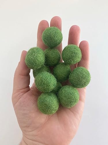 Miniatura 2 de 2.5 cm handmade felt balls - Bulk Quantity: 50 - Ombre of Greens: Dark Green, Forest, Grass, Lime, White - 100% Wool Poms for Crafting, Garland