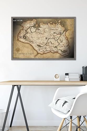 Vista 6 de The Elder Scrolls V: Skyrim - Póster de pared de mapa, 34 pulgadas de largo x 22.4 pulgadas de ancho, versión enmarcada de madera de granero Versión