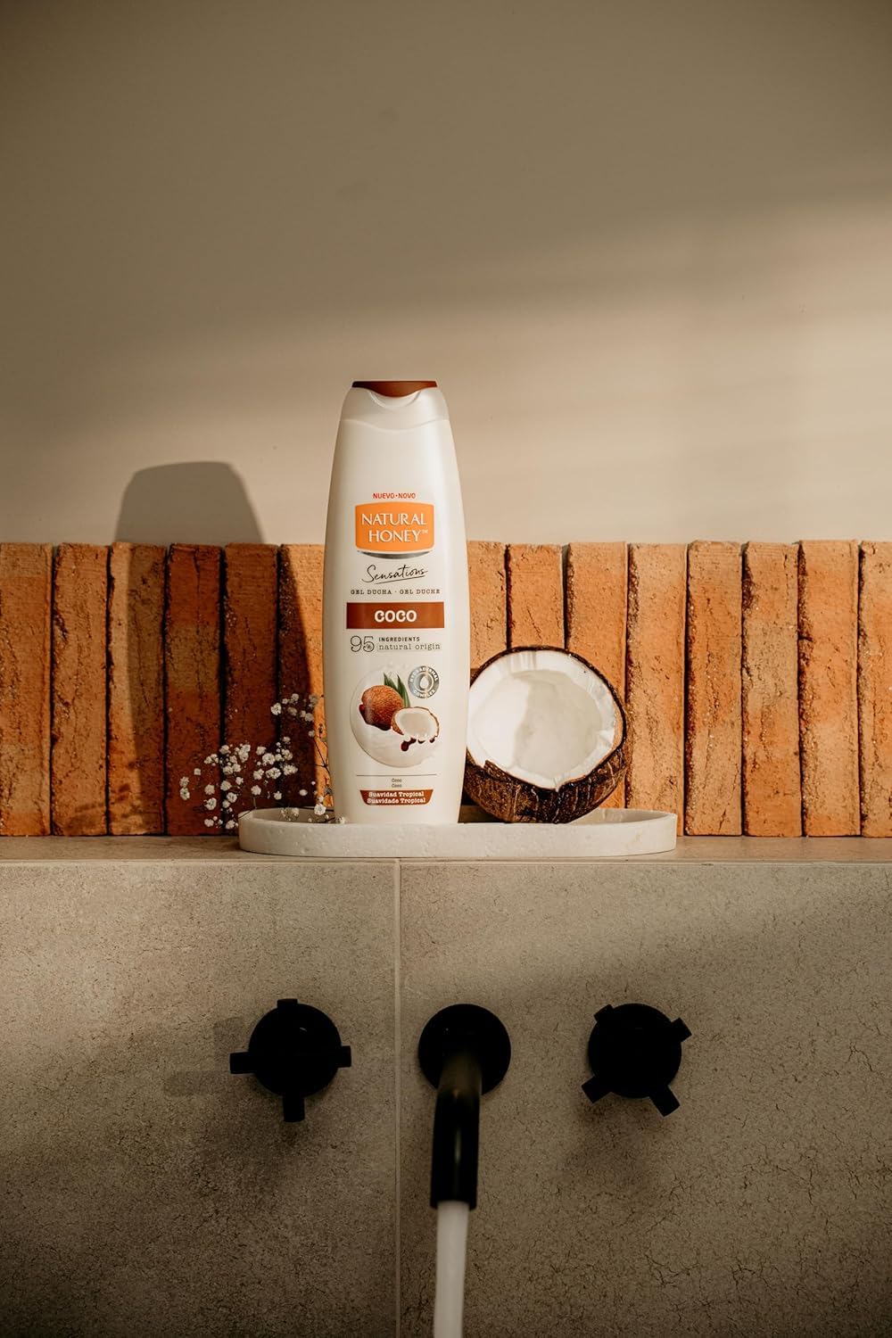 Natural Honey, Gel de Ducha con Extracto Natural de Coco Hidratante y Suavizante, con Hydradermal Complex para una Piel Suave, Fresca y Protegida, Aroma Tropical, Línea Sensations, 650 ml