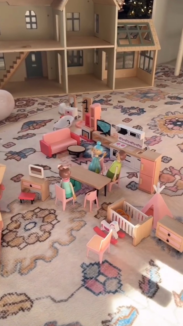 Giant Bean Kit De 32 Meubles En Bois Pour Maison De Poupée - 5 Pièces De Vie, Compatible Avec Grandes Marques