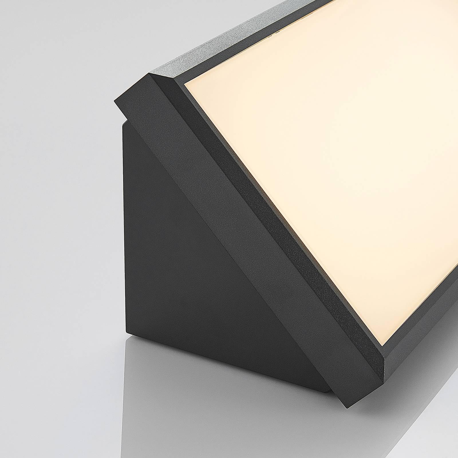 Lindby Applique LED da esterni (Moderno) colore Nero, lampadina inclusa applique lampada outdoor per facciata/parete terrazzo e