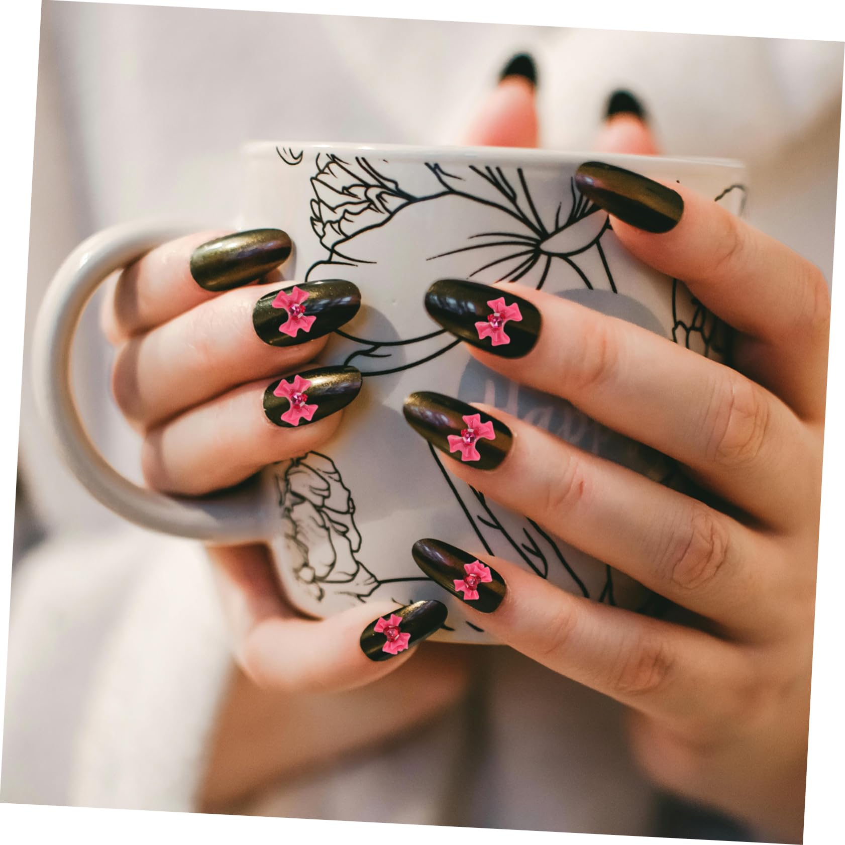 5 Set Ciondoli Per Unghie Con Accessori Per Nail Art Per Decorazioni Manicure Eleganti E Creativi Per Appassionati E Professionisti 40 Pezzi*5