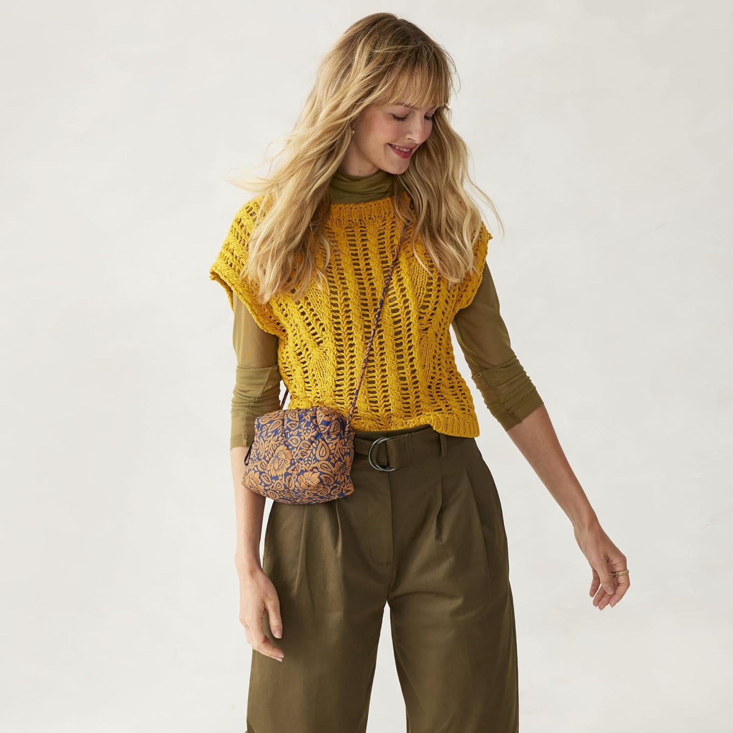 womens Featherweight Blake Crossbody Bag - Image 3