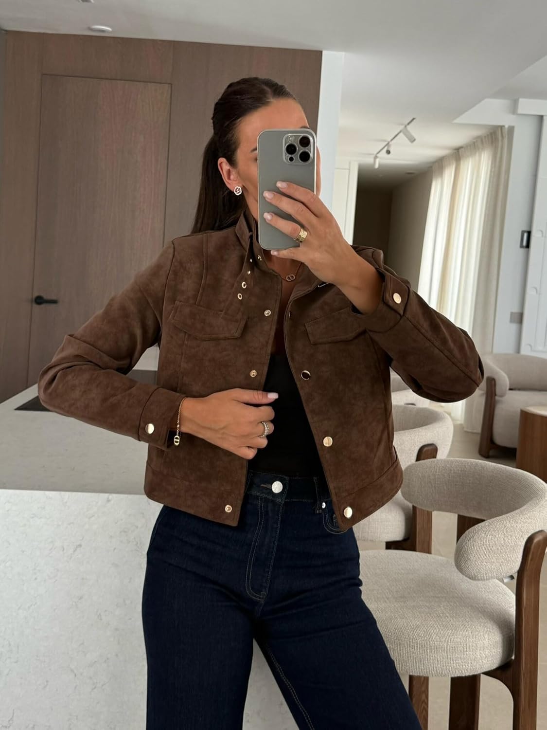 utcoco Women's Faux Suede Cropped Jacket Button Front Stand Collar Long Sleeve Short Moto Outerwear - Image 5