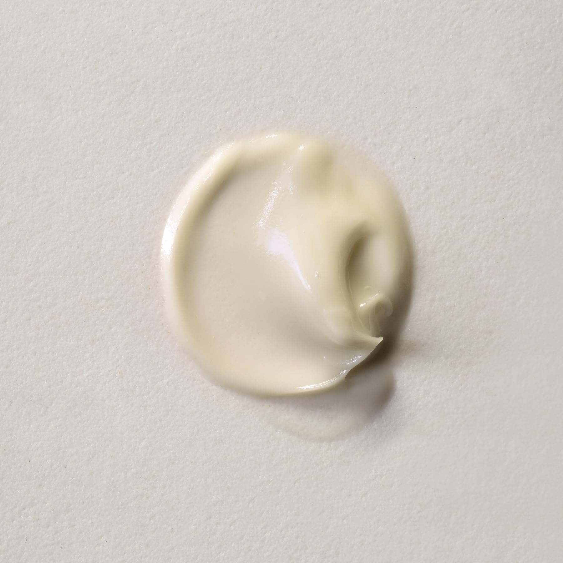 ALKEMY Crema Contorno Occhi Antirughe e Idratante - effetto Lifting e occhi Stanchi per Borse, Occhiaie e Rughe con Acido Ialuronico e Argilerine, Dermatologicamente Testata, Cosmetica Naturale 15ml