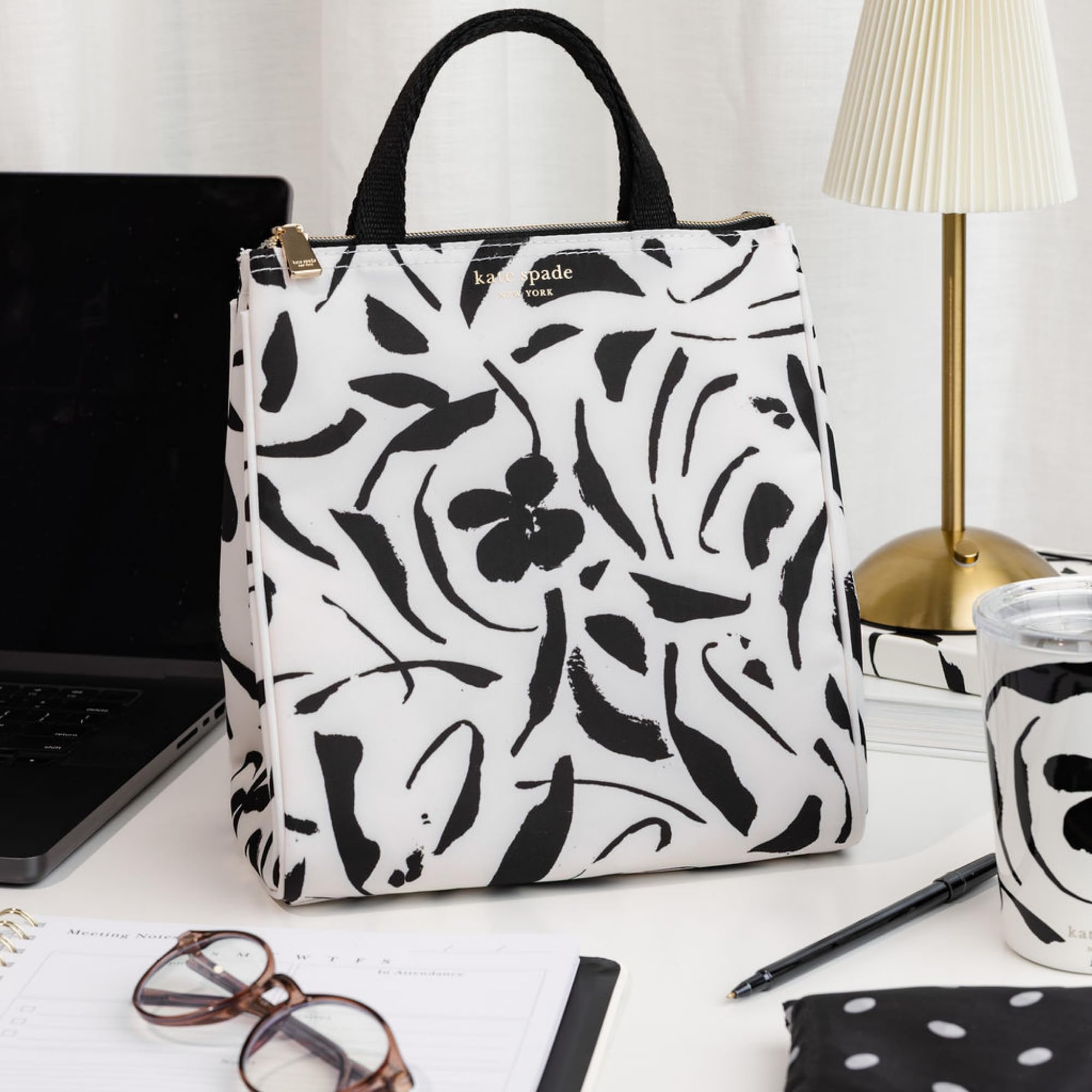 Kate Spade 象型ケース 黒/白 Amazon.com: kate spade new york Portable Soft Cooler Lunch Bag