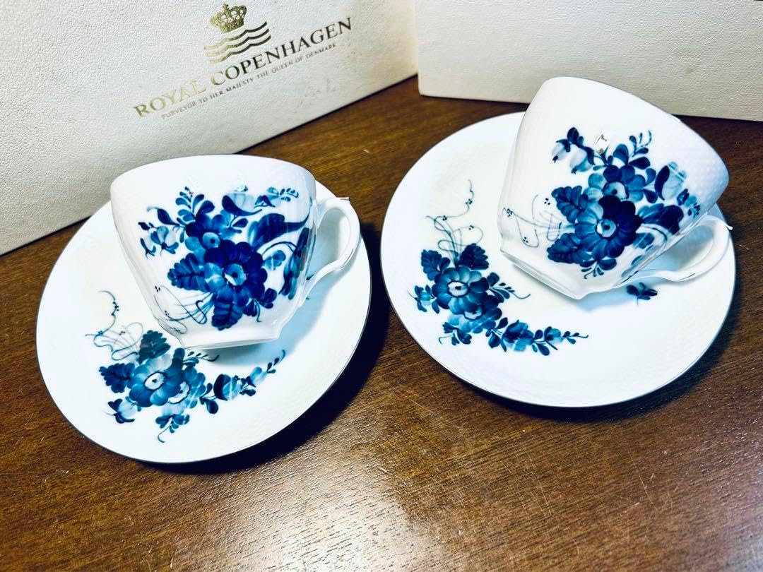 ロイヤルコペンハーゲン　ブルーフラワー　アンギュラー ロイヤルコペンハーゲン ブルー フラワー カップ＆ソーサー