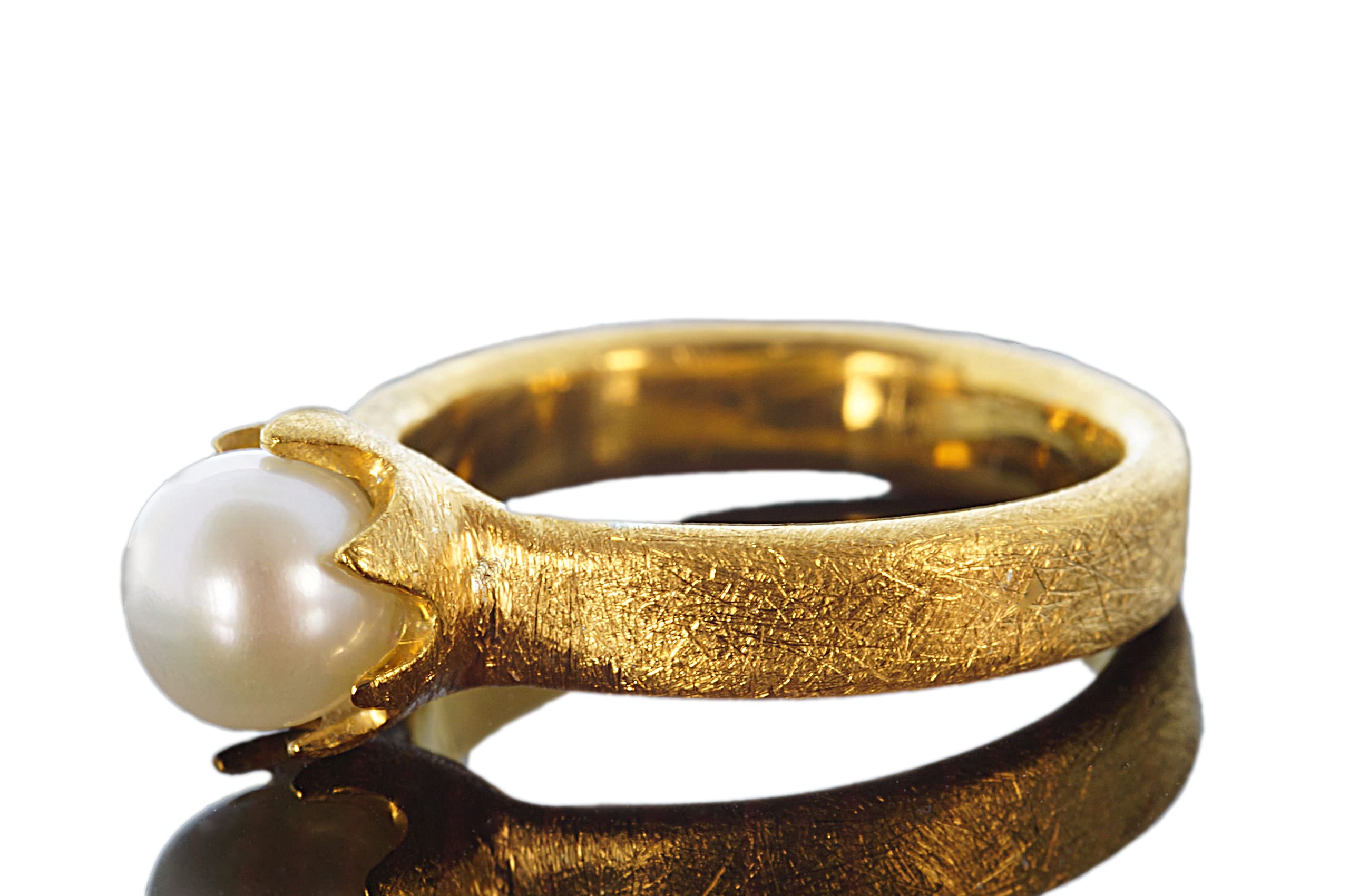 Goldschmiede Perlenring "timeless pearl", Ring mit Perle, Krone, Silberring vergoldet, Perle, Verlobungsring, Prinzessin, Schmuck, Silberschmuck, Valentinstag, Geburtstag, Geschenk, Weihnachten
