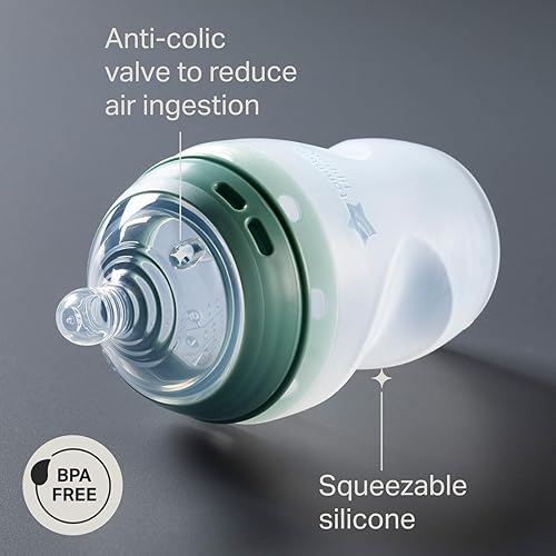 Miniatura 3 de Tommee Tippee Natural Start - Juego de biberones y chupetes de silicona, 5 onzas y 9 onzas, 0 meses en adelante, pezón de flujo lento para un cierre