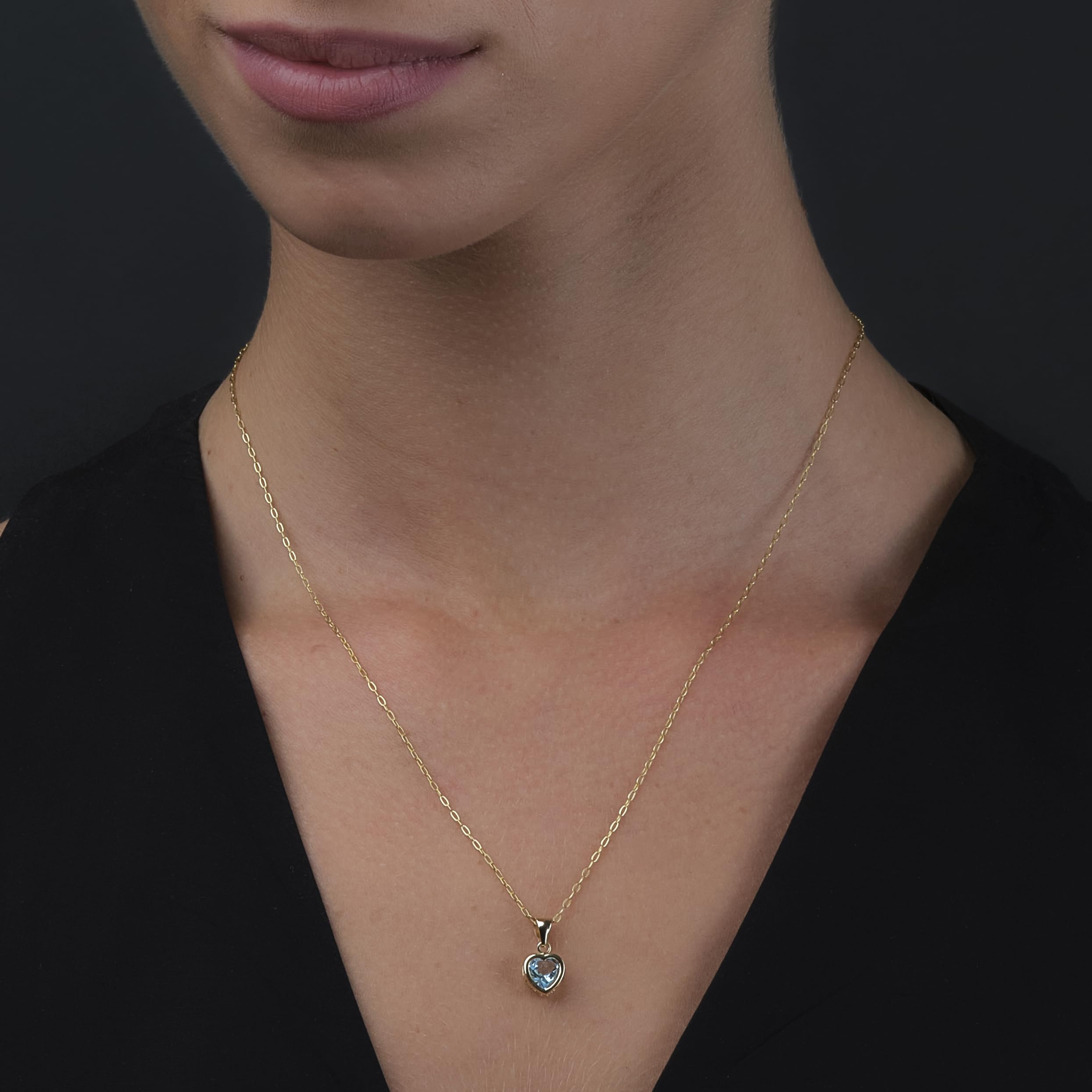 Miore MA9022N - Collar de oro amarillo de 9 quilates con topacio azul