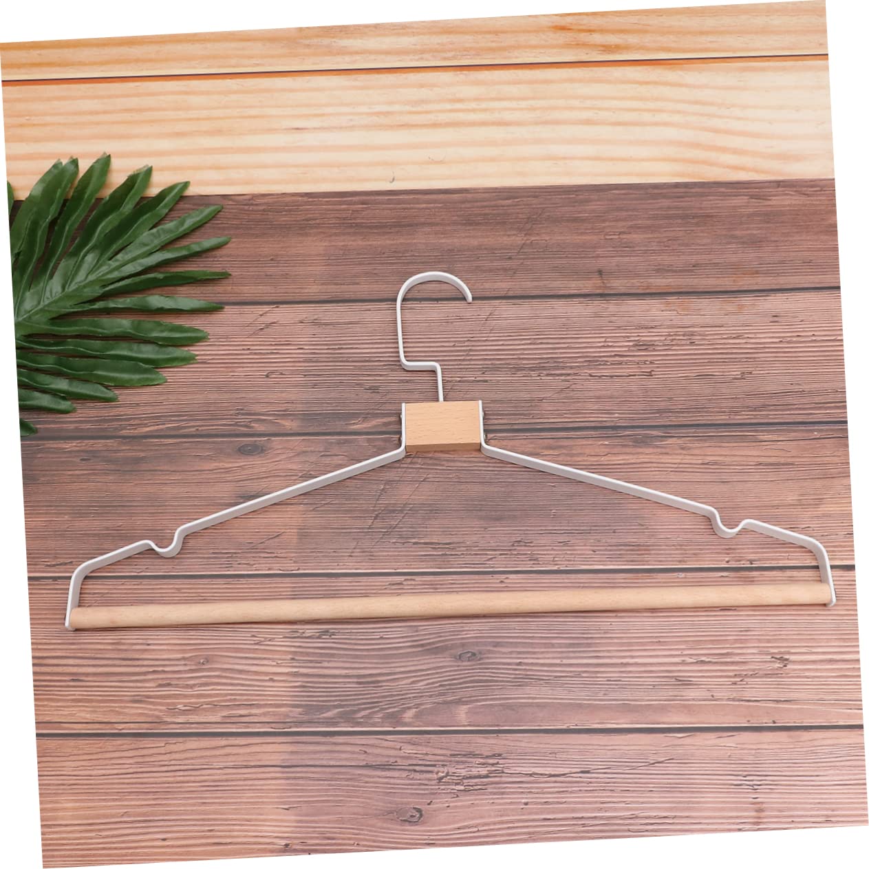 Garneck 5pezzi Grucce Legno Metallo Bianco Antiscivolo per Raggi Bambini Moderno Attacca Abiti Casa