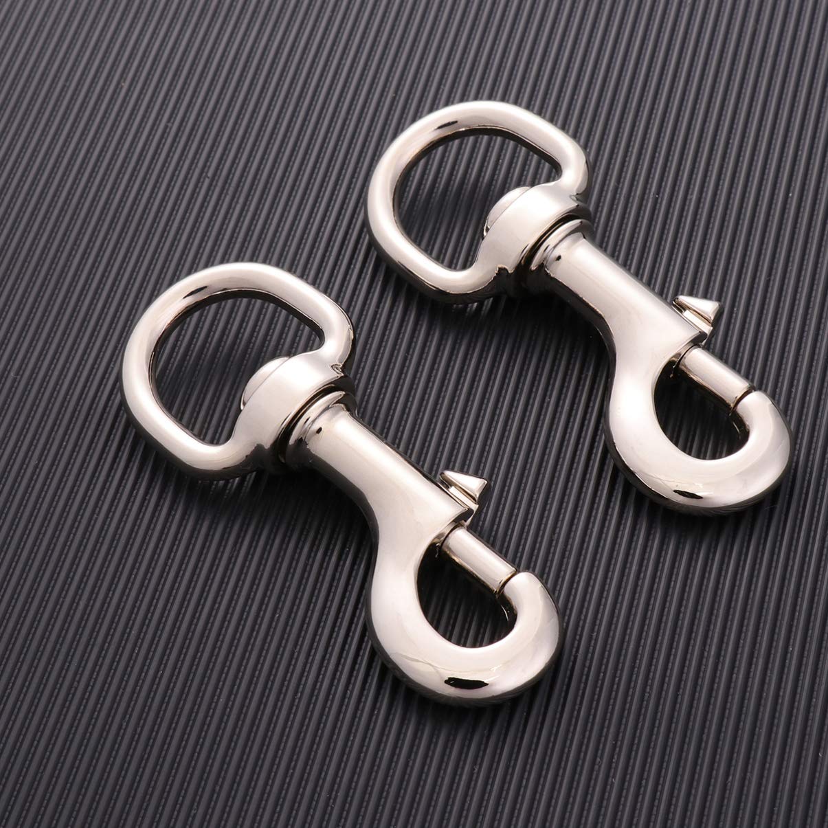 CIYODO Pet Supplies 2 Pack Spring Hooks Swivel Joints Traction Rope Buckle for Dog Leashes and Harnesses