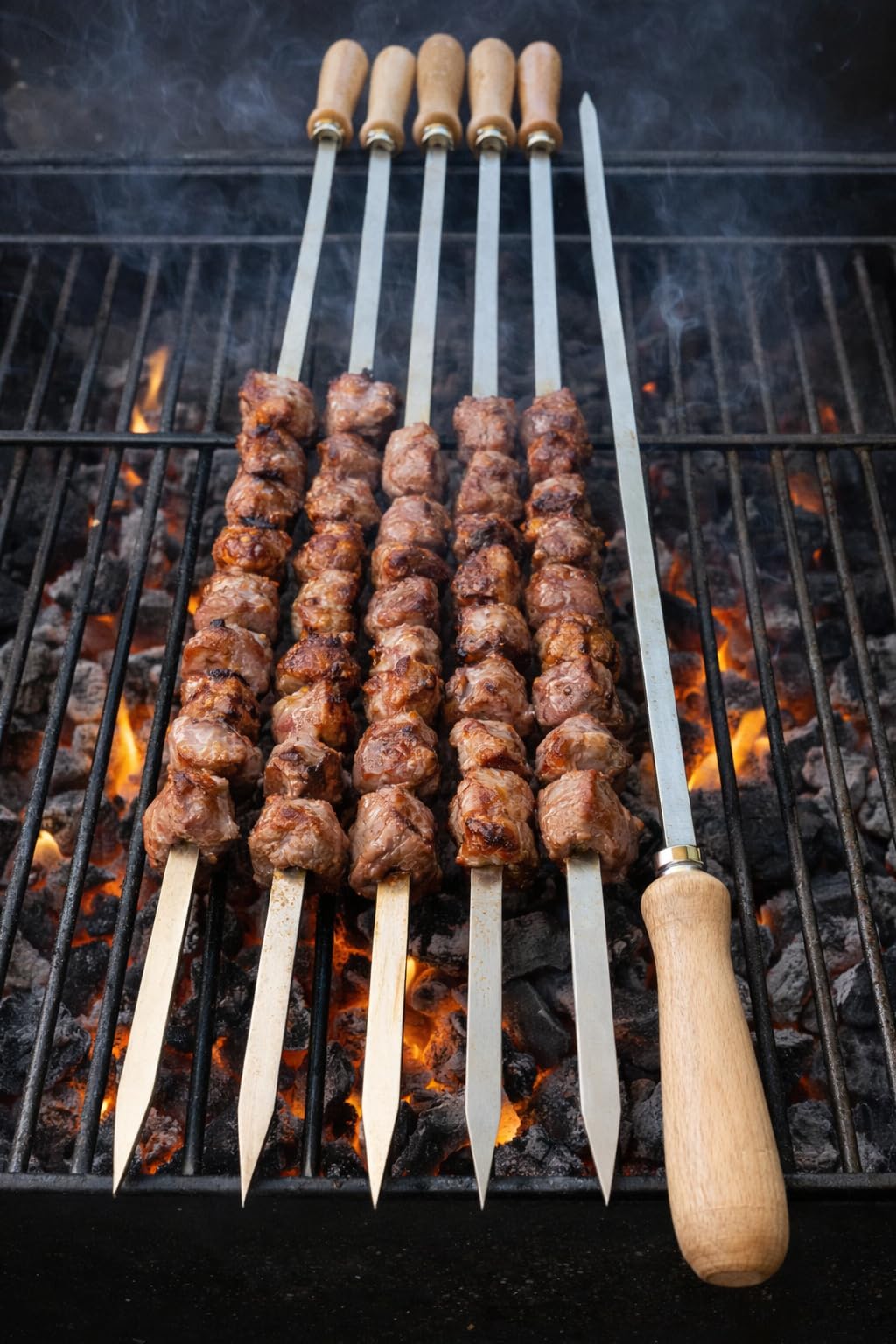 Spiedi per barbecue in acciaio inossidabile lunghi 74 cm con manico in legno per carne pesce verdure (3)