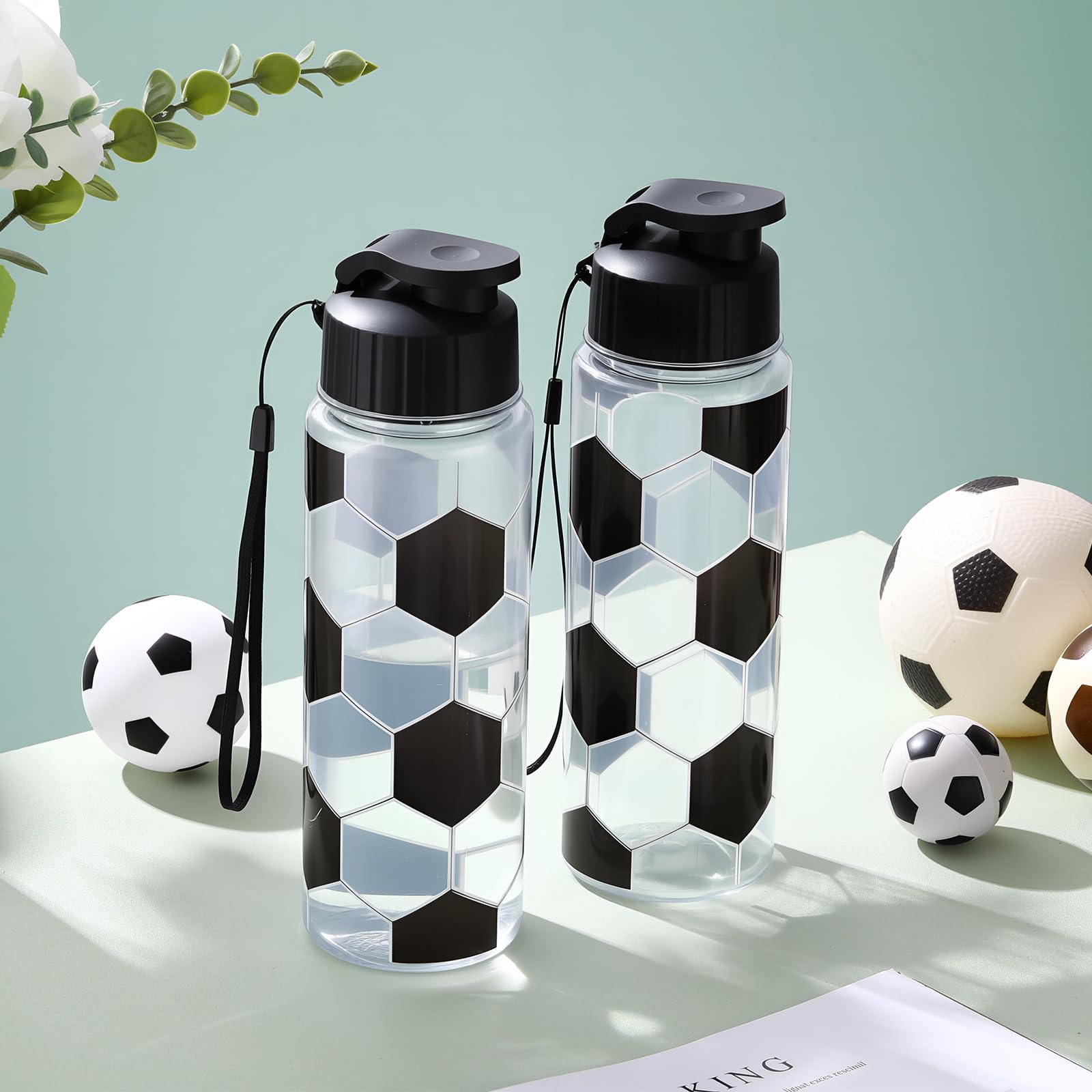 Mifoci 20 Stück Fußball-Sport-Wasserflasche, Großpackung, 500 ml, wiederverwendbar, Kunststoff, für Erwachsene, wiederverwendbar, große Flaschen mit auslaufsicherem Klappverschluss für Party, Outdoor