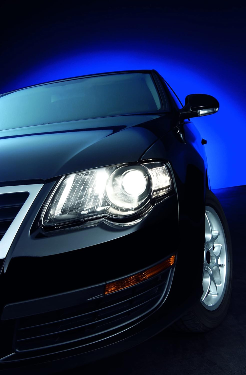 HELLA 1EL 247 014-831 Halogen Headlight Set, Left or Right, with bulbs