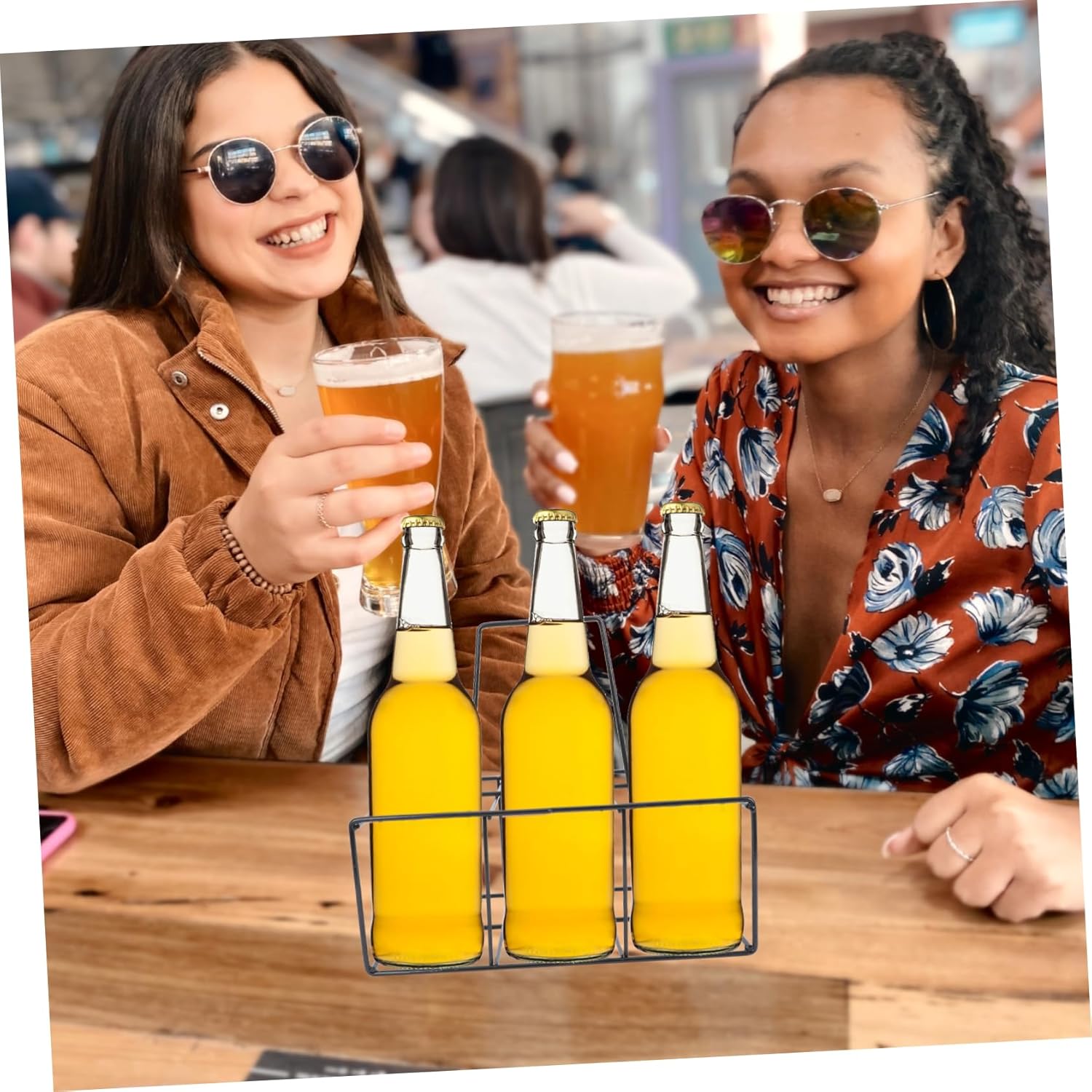 Portable Iron Craft Bottle Storage Rack Handheld Basket for Milk and Beer Bottles Practical Kitchen Organizer and Convenient for Home Bars and Parties